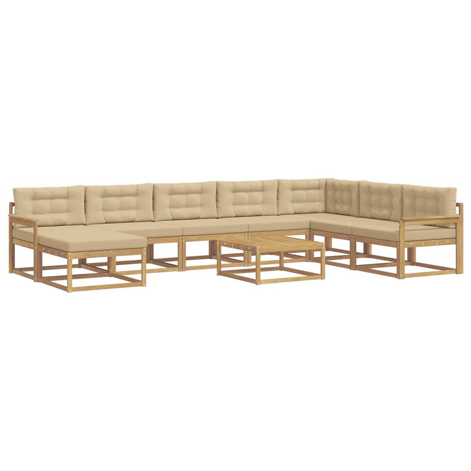 Beige modulare Outdoor-Eckgarnitur mit Holzrahmen und passendem Couchtisch auf weißem Hintergrund.