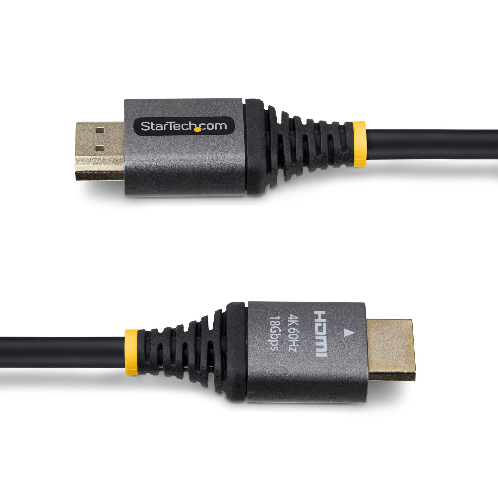 Nahaufnahme eines HDMI-Kabels von StarTech.com mit männlichen Steckern, beschriftet mit HDMI 4K 60Hz 18Gbps.