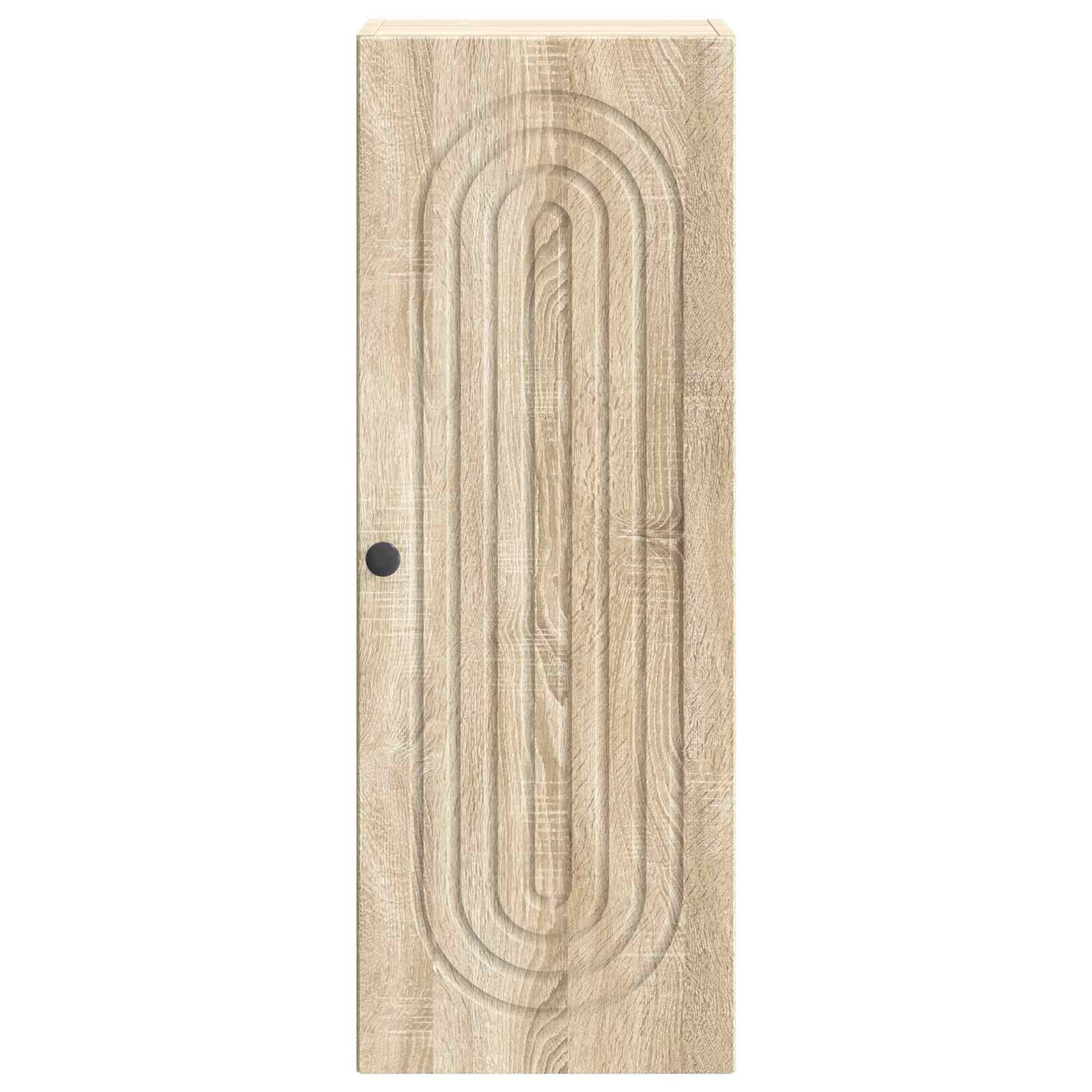 Eine vertikale Schranktür oder Paneeltür aus hellem Holz mit einem länglichen ovalen Schnitzdesign und einem kleinen schwarzen Knauf auf der linken Seite.