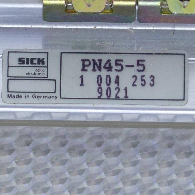 SICK Reflexionslichtschranke PN 45-5 (1 004 253)