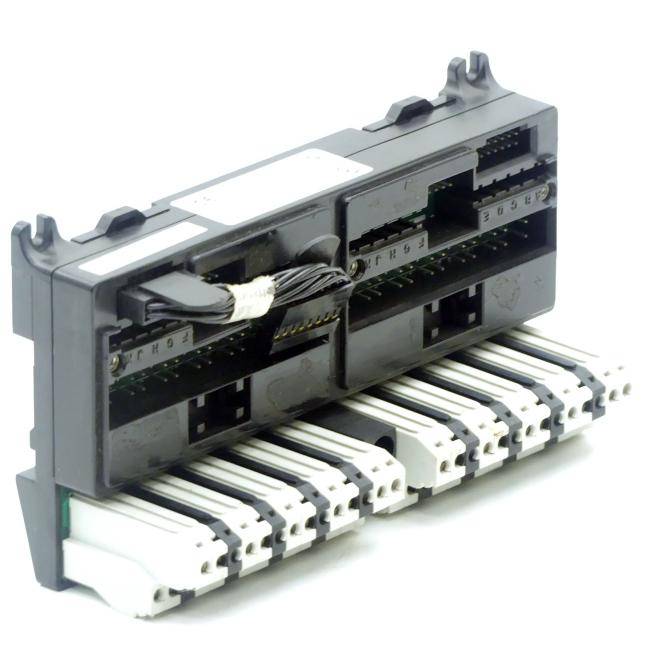 FANUC Anschlussblock (IC670CHS002E)