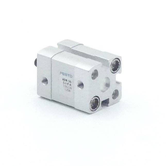 FESTO Kompaktzylinder 536226 (ADN-16-5-I-P-A)