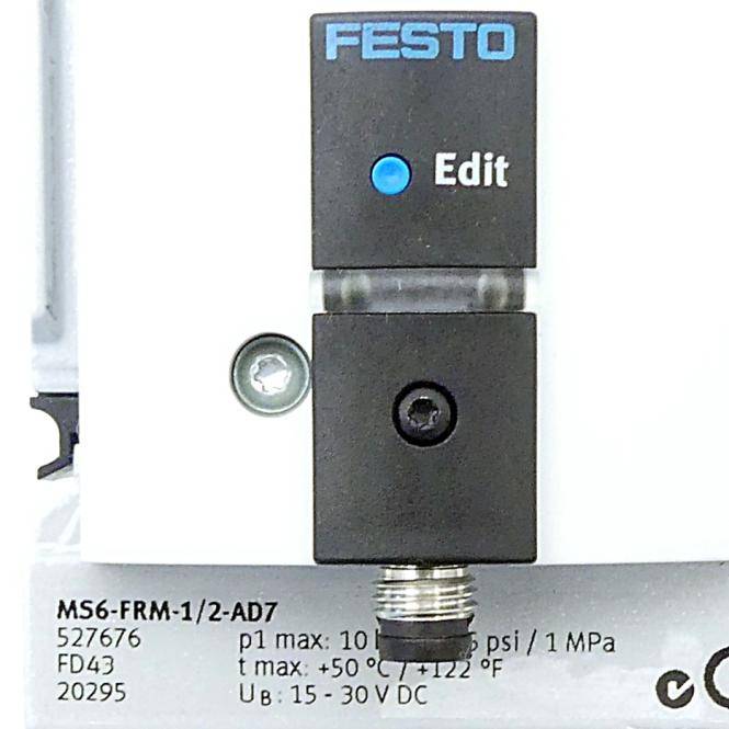 Nahaufnahme eines Festo-Industrie-Druckregler-/Ventilmoduls mit der Bezeichnung „Edit