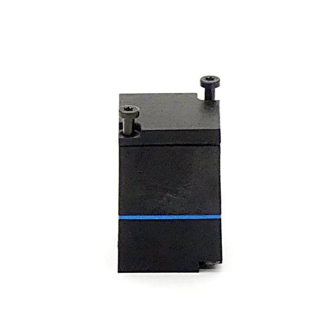 Schwarze rechteckige elektronische Komponente mit zwei oberen Schraubklemmen und einem dünnen blauen Streifen auf der Vorderseite, gezeigt auf einfachem weißem Hintergrund.