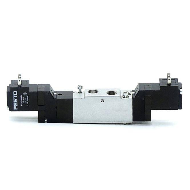 Etikett auf einem inkrementalen Encoder von Balluff mit Modell BDG 6360-2-05-360-67//, 5 V, 360 Impulse, Seriennummer 001808694, hergestellt in Deutschland.