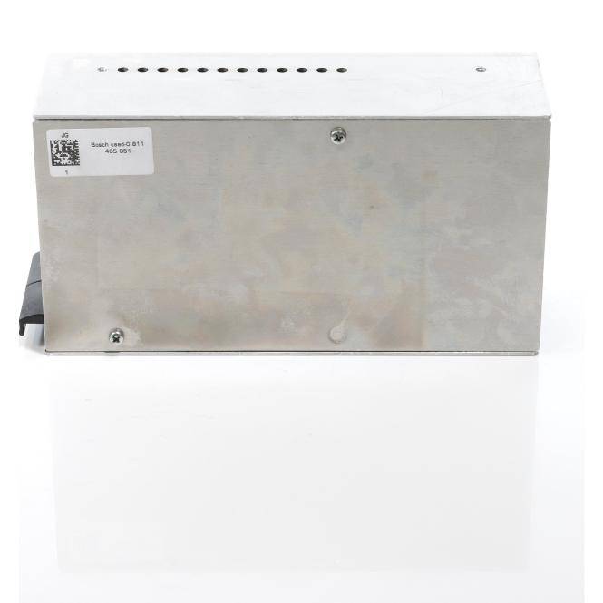 Rechteckiges silbernes Metallmodul für Elektronik mit Befestigungsschrauben und einem kleinen Bosch-Identifikationsetikett auf der linken Seite.