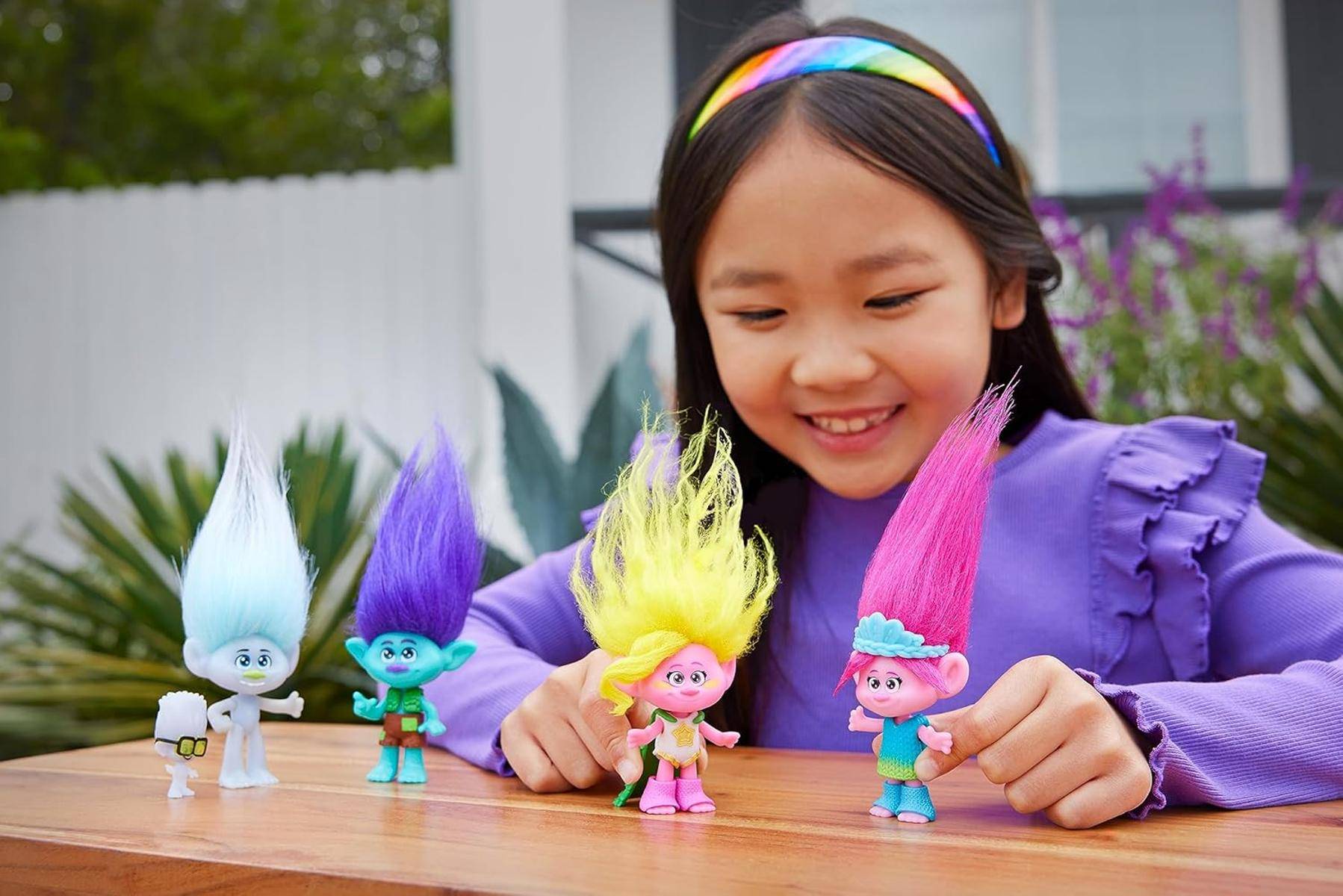 Mattel DREAMWORKS TROLLS Gemeinsam Stark Königin Poppy Plüschhaar 3+ HNF08