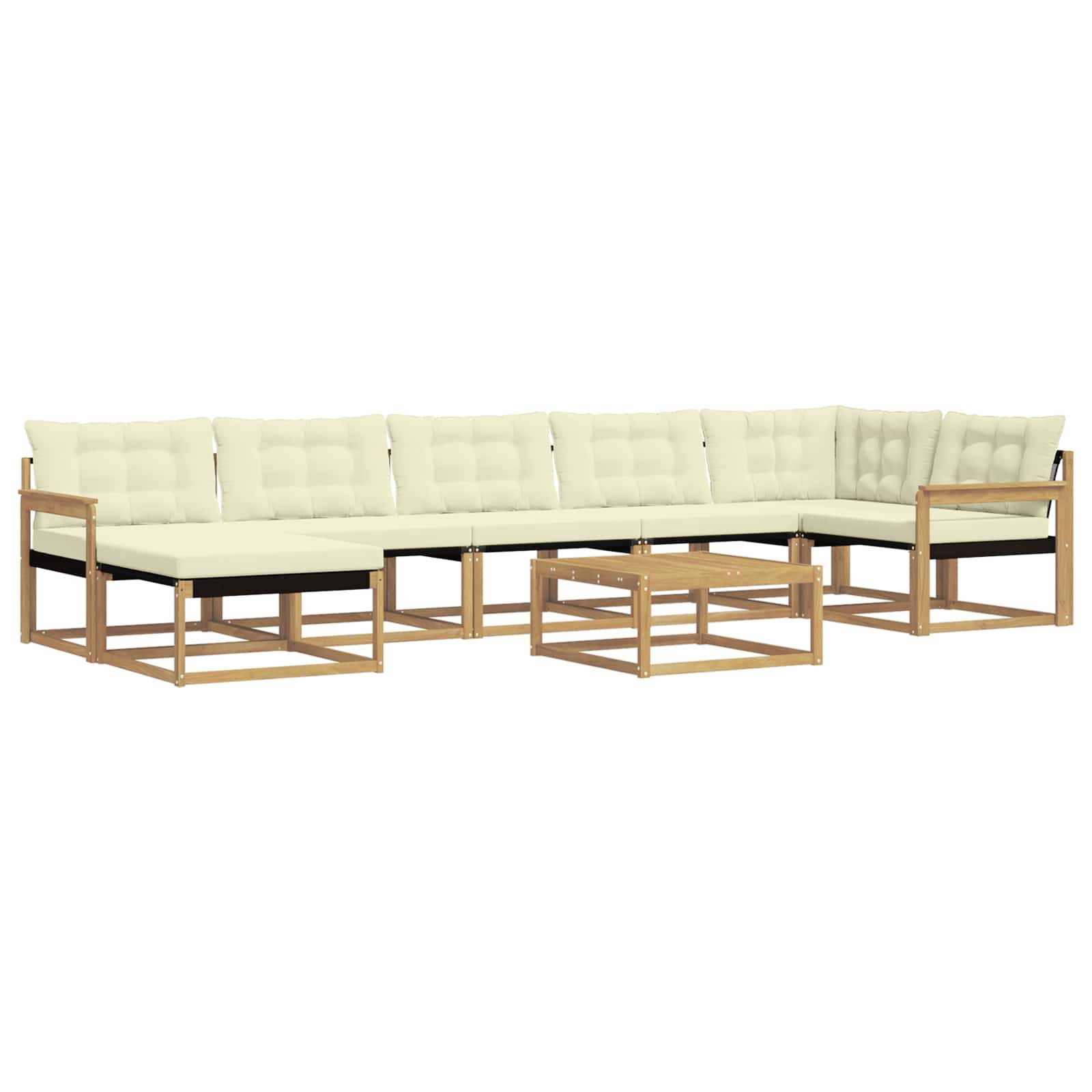Outdoor-Ecksofa in L-Form mit hellen Kissen und Holzrahmen, gezeigt mit passendem quadratischem Couchtisch auf weißem Hintergrund.