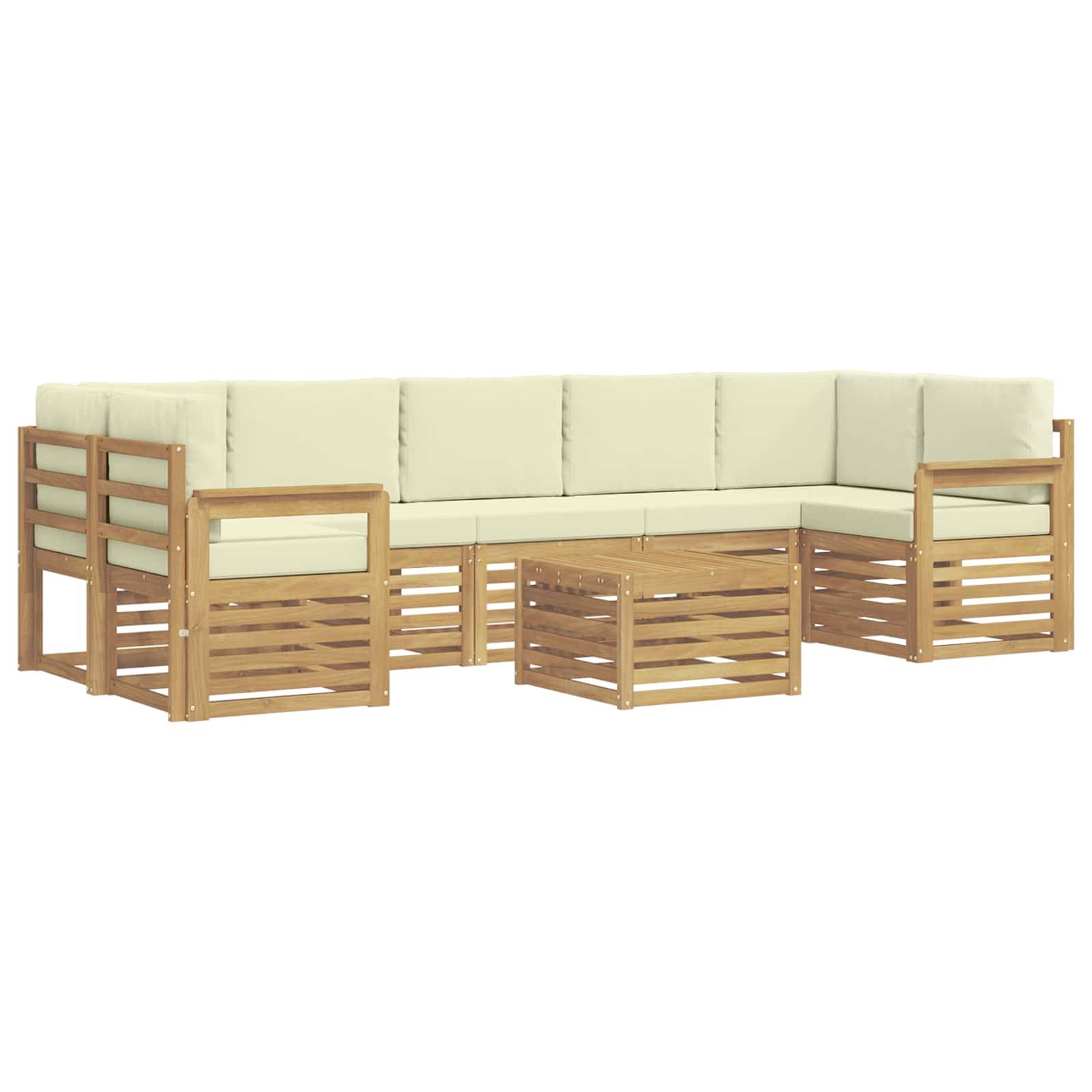 L-förmiges Outdoor-Ecksofa mit hellen Kissen und Holzlattenrahmen, dargestellt auf weißem Hintergrund.
