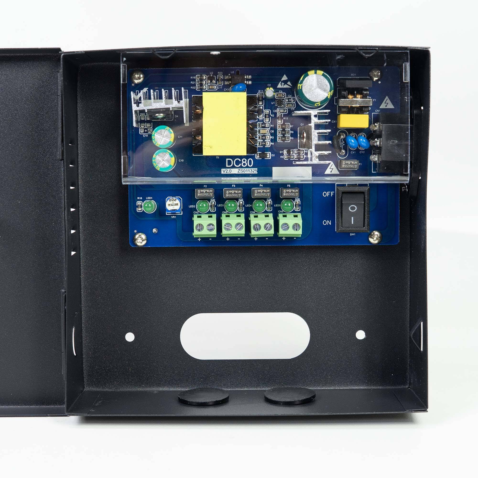 PNI STC52 CCTV-Netzteil 12V, 5A, 60W, 4 Ausgänge, im Metallgehäuse, schwarz