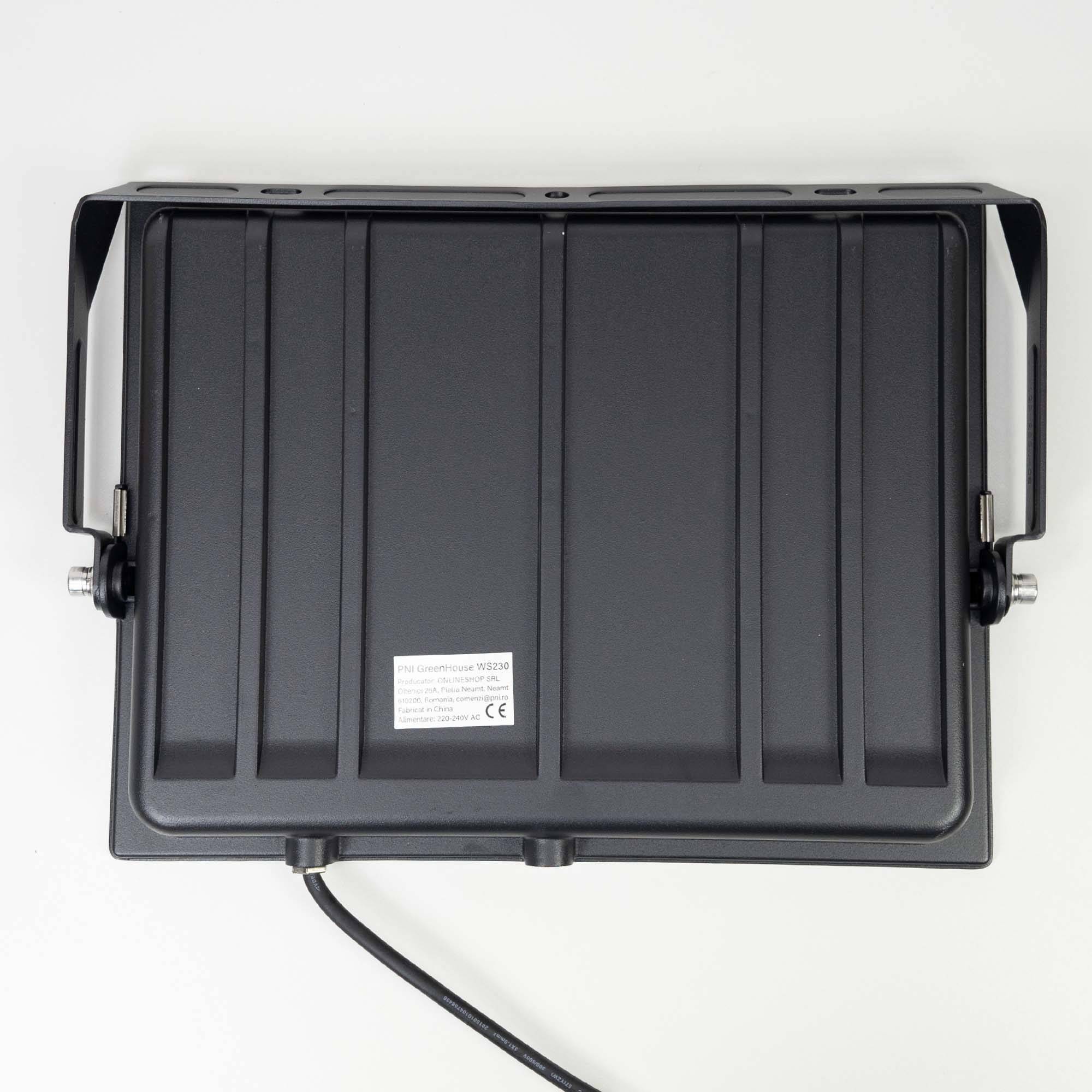 LED-Reflektor PNI GreenHouse WS230 200 W, Stromversorgung 230 V, 17540 lm, 6500 K, IP65