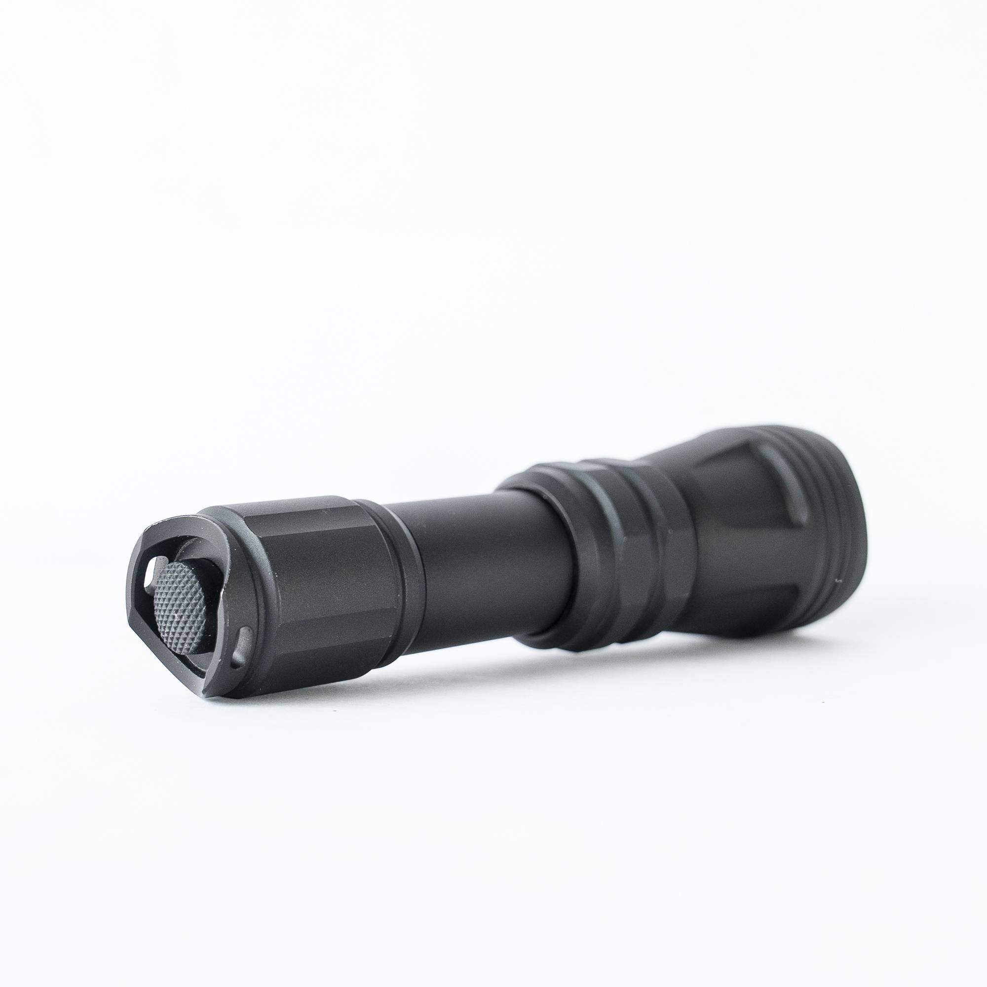 PNI Adventure FBW168 10W 750lm Taschenlampe, Entfernung bis zu 450m, mit Fokus, 18650 3000mAh Akku