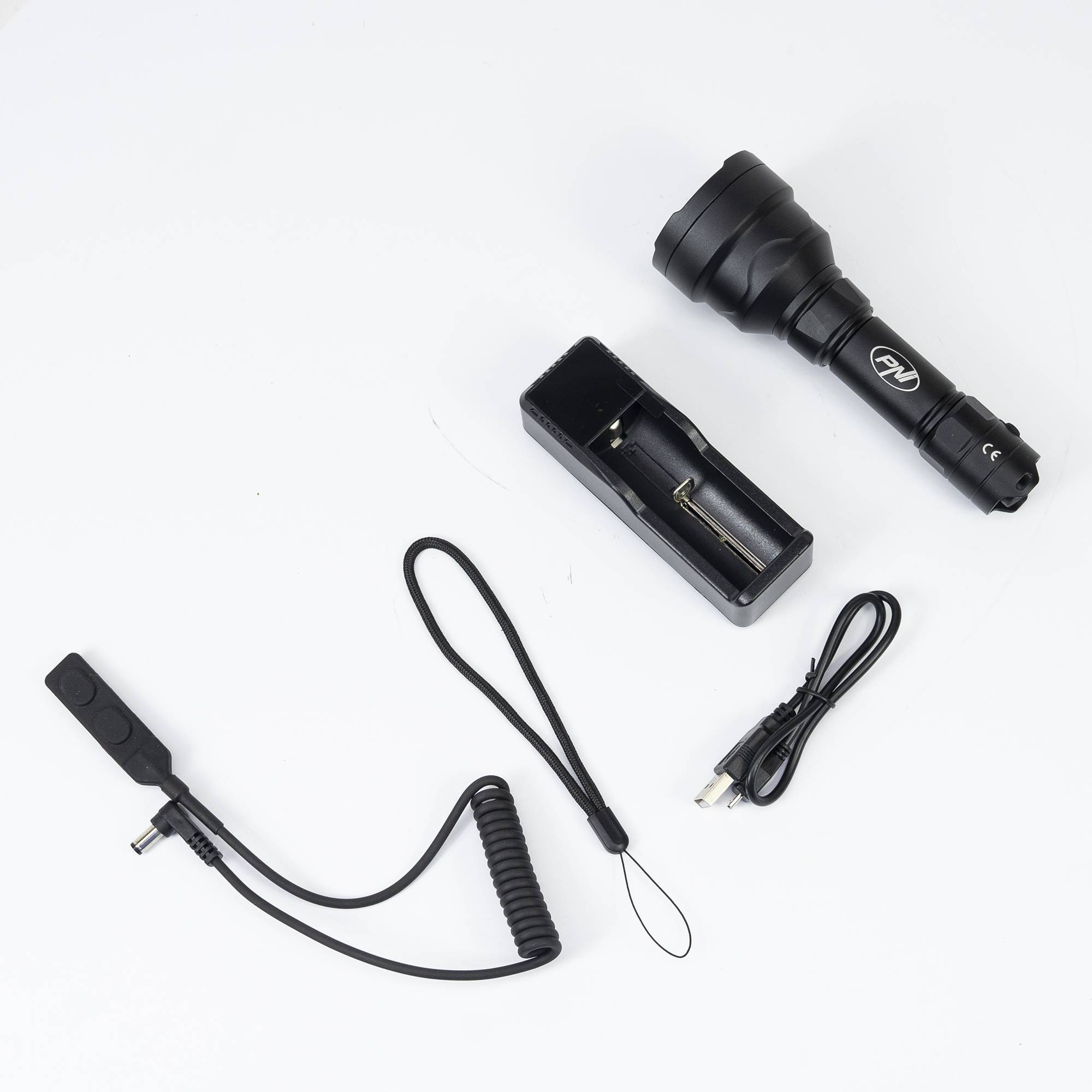 Taschenlampe PNI Adventure FHTW11, 55 m, Fokus, Li-Ion 3000 mAh, 630 lm, bis zu 650 m, schwarz