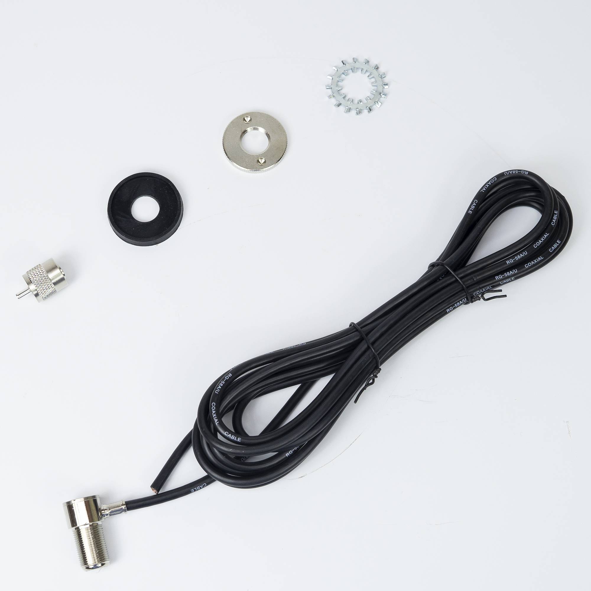 Verbindungskabel PNI T301 für Antennen mit Gewinde inklusive Stecker PL259, Länge 4 m
