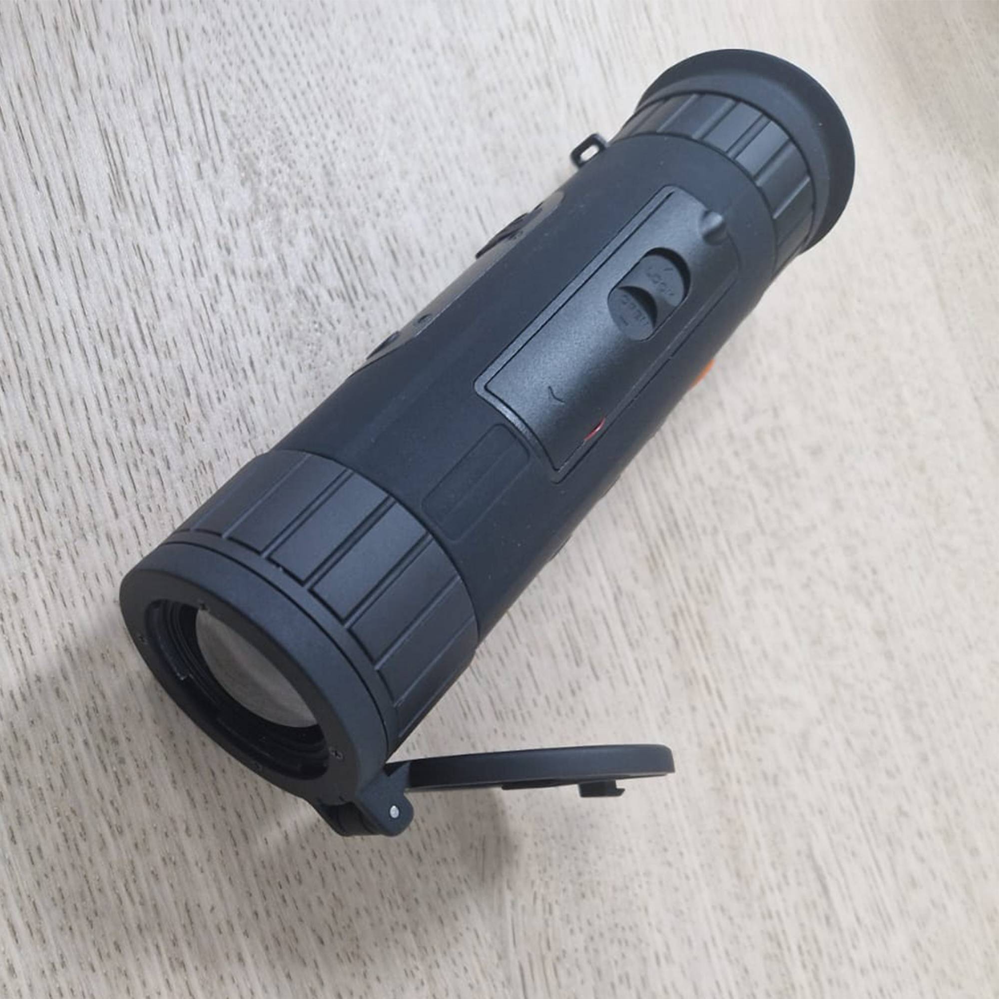 Wärmebild-Monokular PNI BMK250 25 mm, IP67, 3400-mAh-Akku, 4-facher Digitalzoom, 12-facher optischer Zoom
