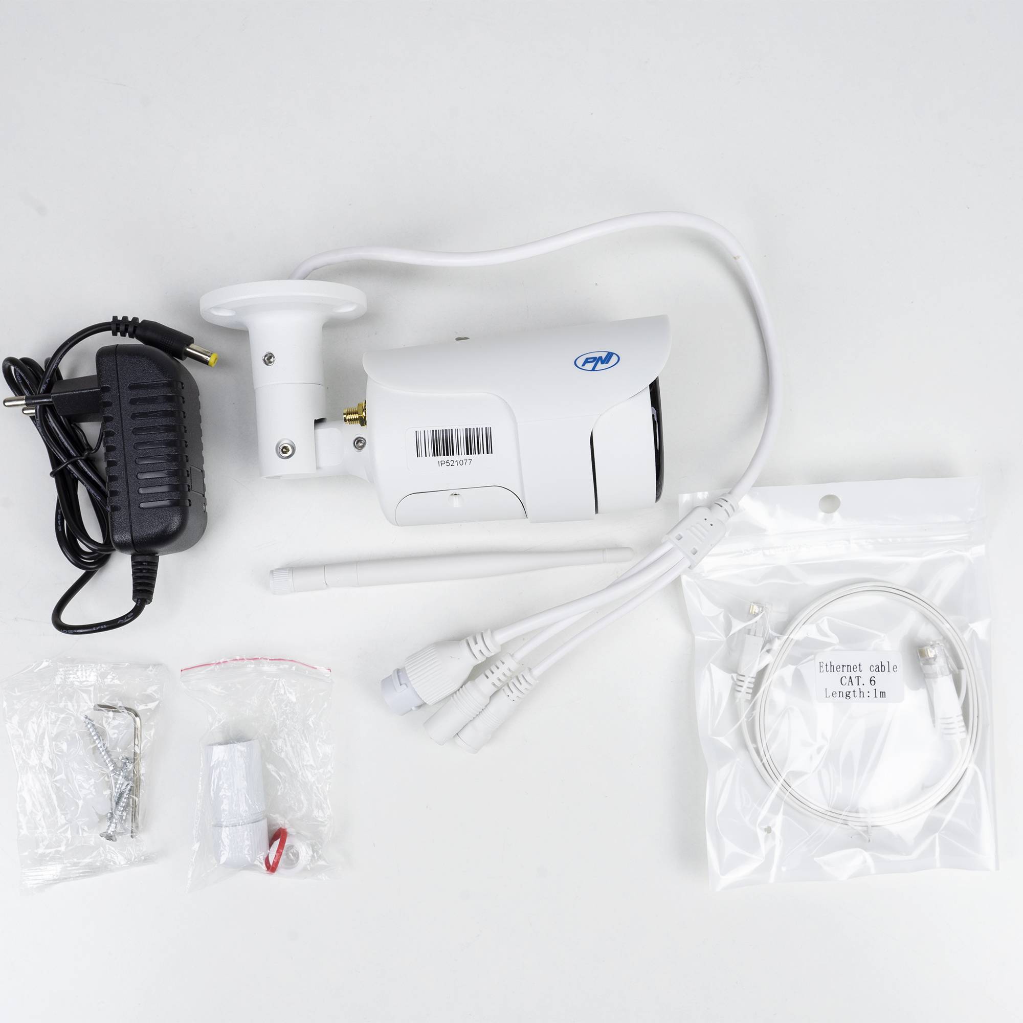 NVR PNI House IP716 Videoüberwachungspaket und 4 PNI IP52 Kameras mit IP, 2MP