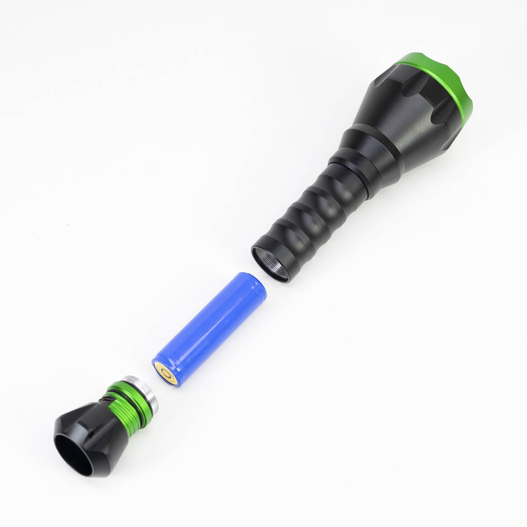 PNI Adventure F750 Green Light Aluminium-Taschenlampenpaket und PNI FLM33 Magnethalterung