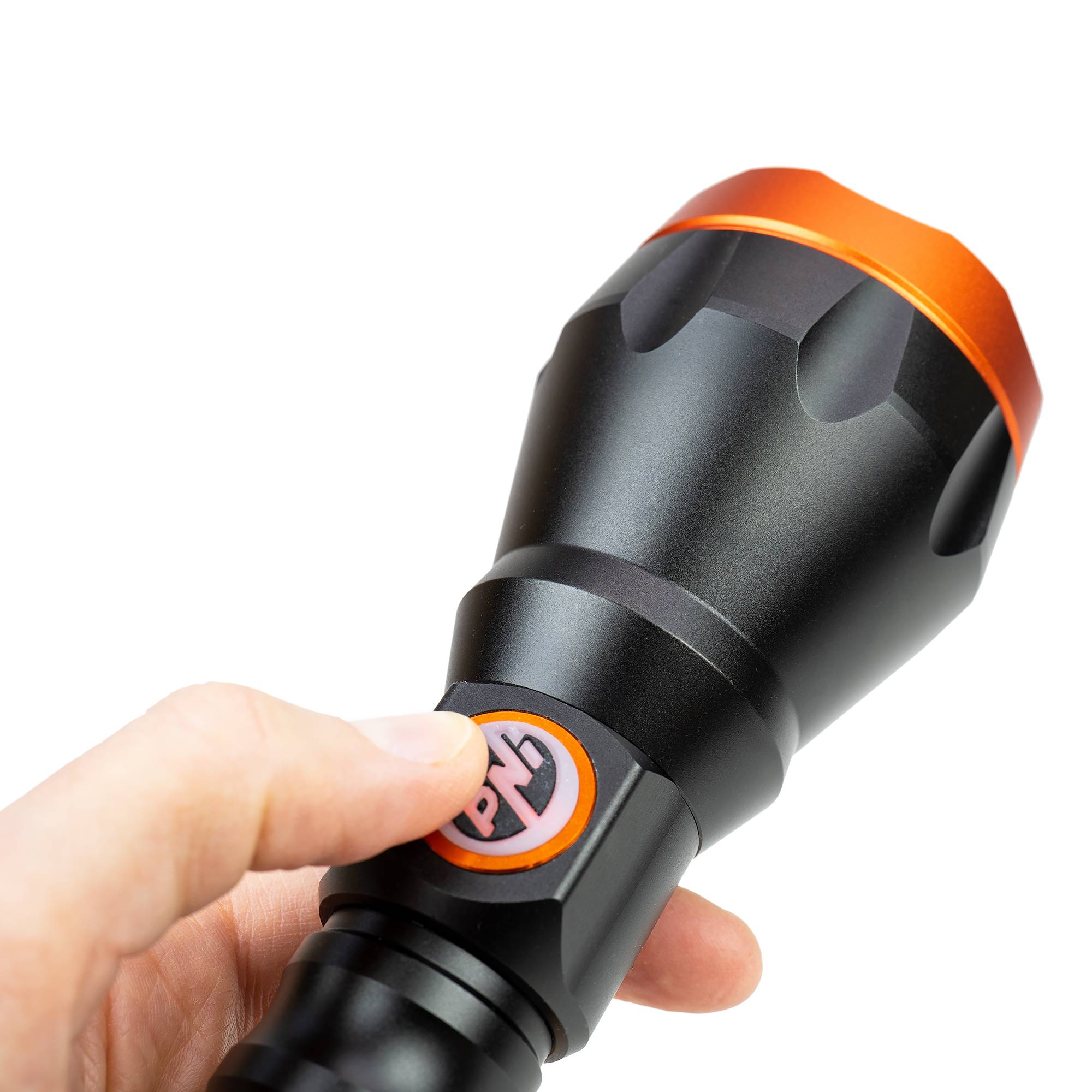 PNI Adventure F550 Crystal LED-Taschenlampe, 10W, Aluminium, 2500lm, bis 700m, IPX6, 4000mAh Akku enthalten, USB Typ-C Aufladung
