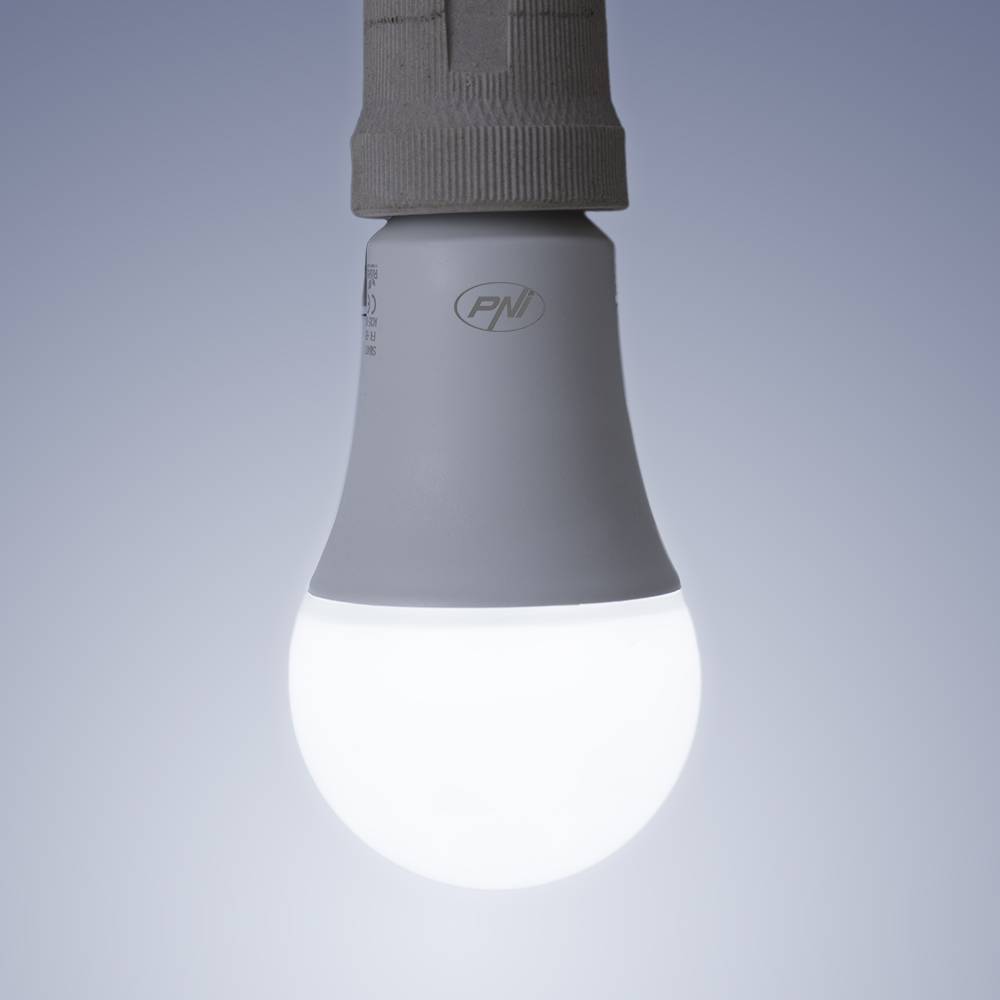 Intelligentes PNI SmartHome SM9W LED 9W Licht mit einstellbarem Licht, programmierbares WiFi kompatibel mit Google Home, Alexa