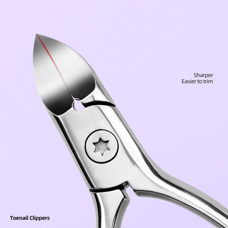 Nagelhautschere mit integrierter Federpinzette Silver
