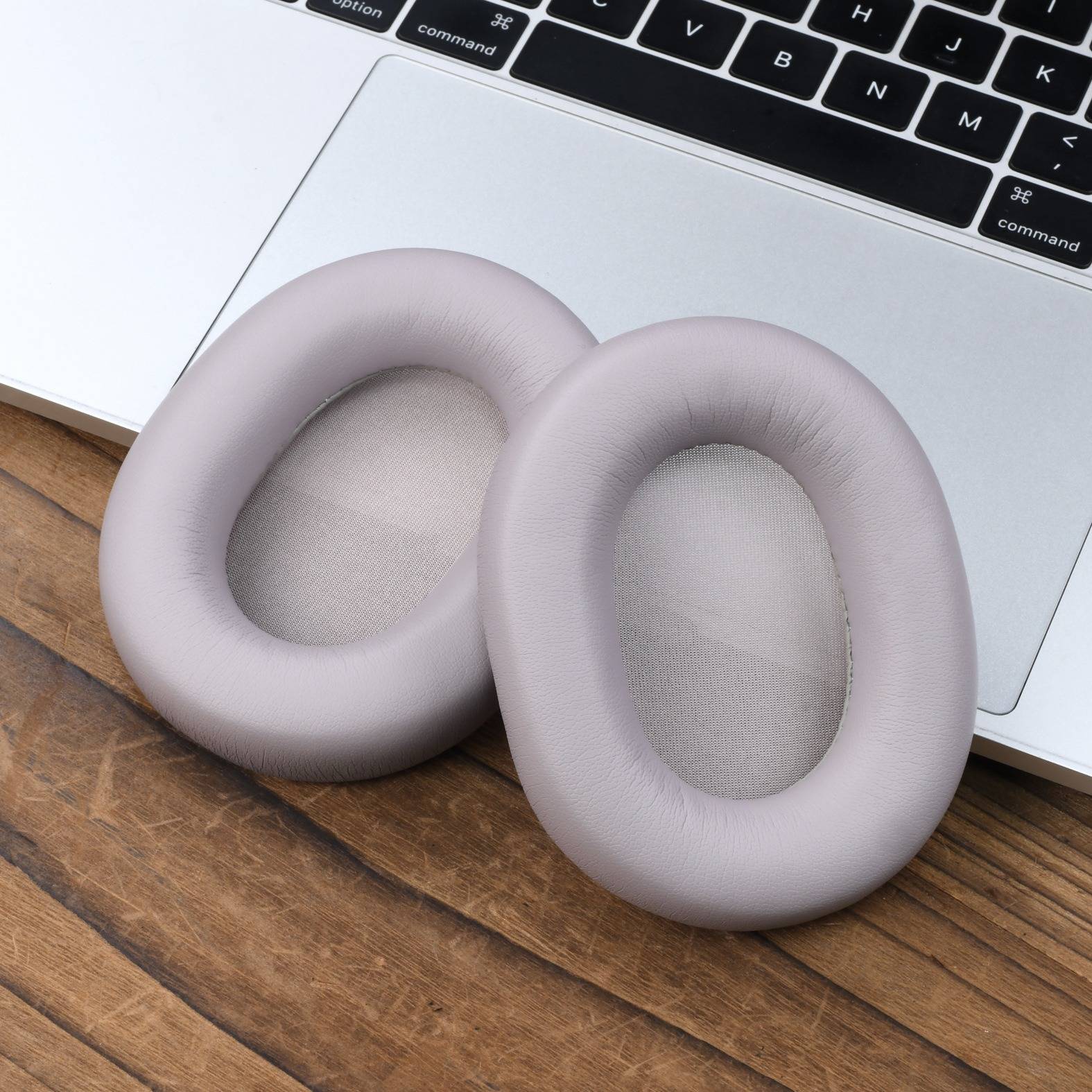 Ersatz-Ohrpolster kompatibel mit Sony WH-1000XM5, Weiche Proteinleder-Memory-Foam-Ohrkissen - 1 Paar Pink