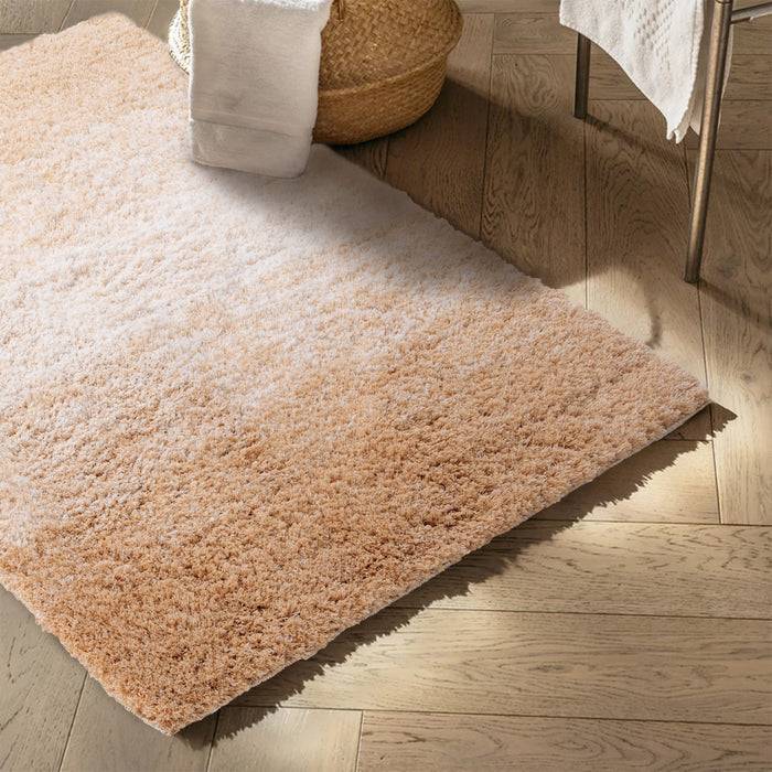 FLOORDIREKT Badteppich Wave - Robuster Badvorleger aus Polyester - Rutschsicher & Schnelltrocknend - 70 x 100 cm - Beige/Weiß