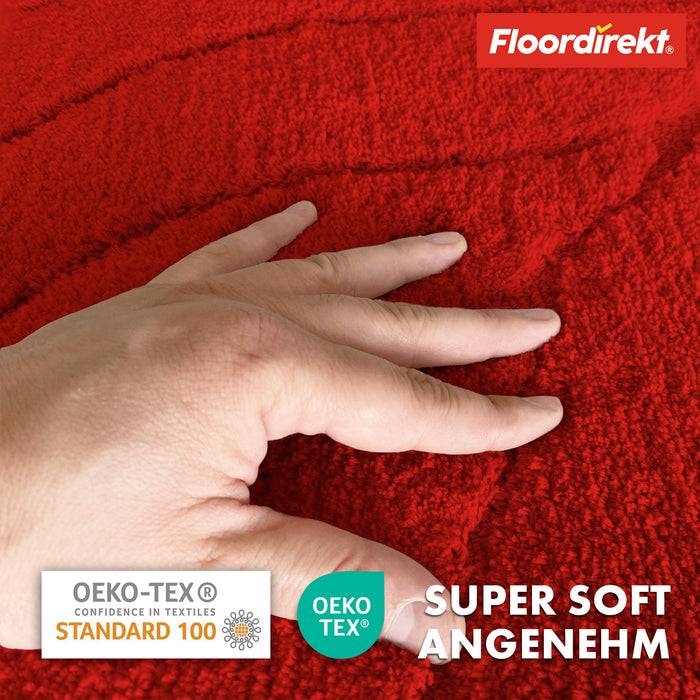 FLOORDIREKT Badematte Maris - Flauschiger Badvorleger mit Blattstruktur - Rutschhemmende Rückseite - Rot - 60 x 120 cm