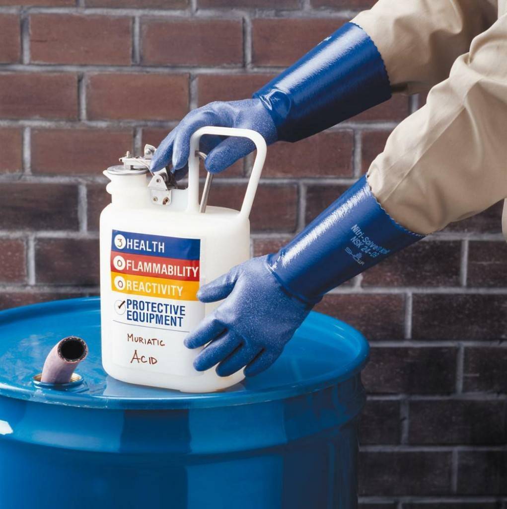 Chemikalienschutzhandschuh NSK 24�Zulassung/NormEN 3882003, EN 374-3Eigenschaften Super flexibel Hohe mechanische Festigkeit Ölbeständig