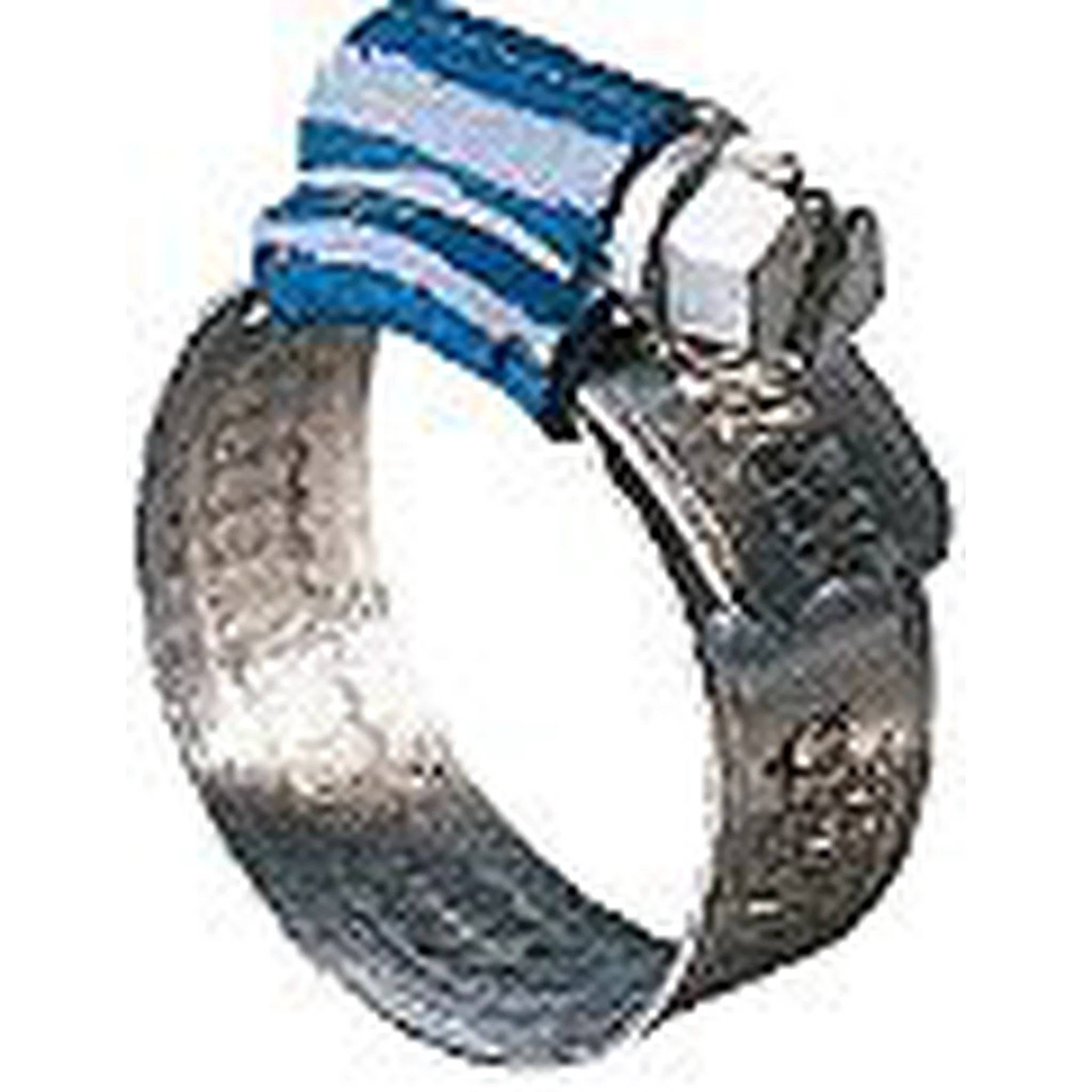 Metallschlauchschelle mit blauem Streifenband und silberner Verschraubung, dargestellt auf weißem Hintergrund.