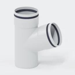 Weißes PVC-T-Rohrverschraubung mit zwei offenen Enden und dunklen Dichtungsringen auf weißem Hintergrund.