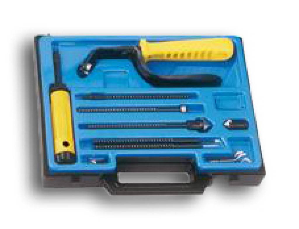 Entgrater-Box EL 2000Ausführung Lieferung im Kunststoffkoffer.Anwendung Für alle möglichen Entgratarbeiten.Satzinhalt 1 Doppel-Blech-Entgrater D