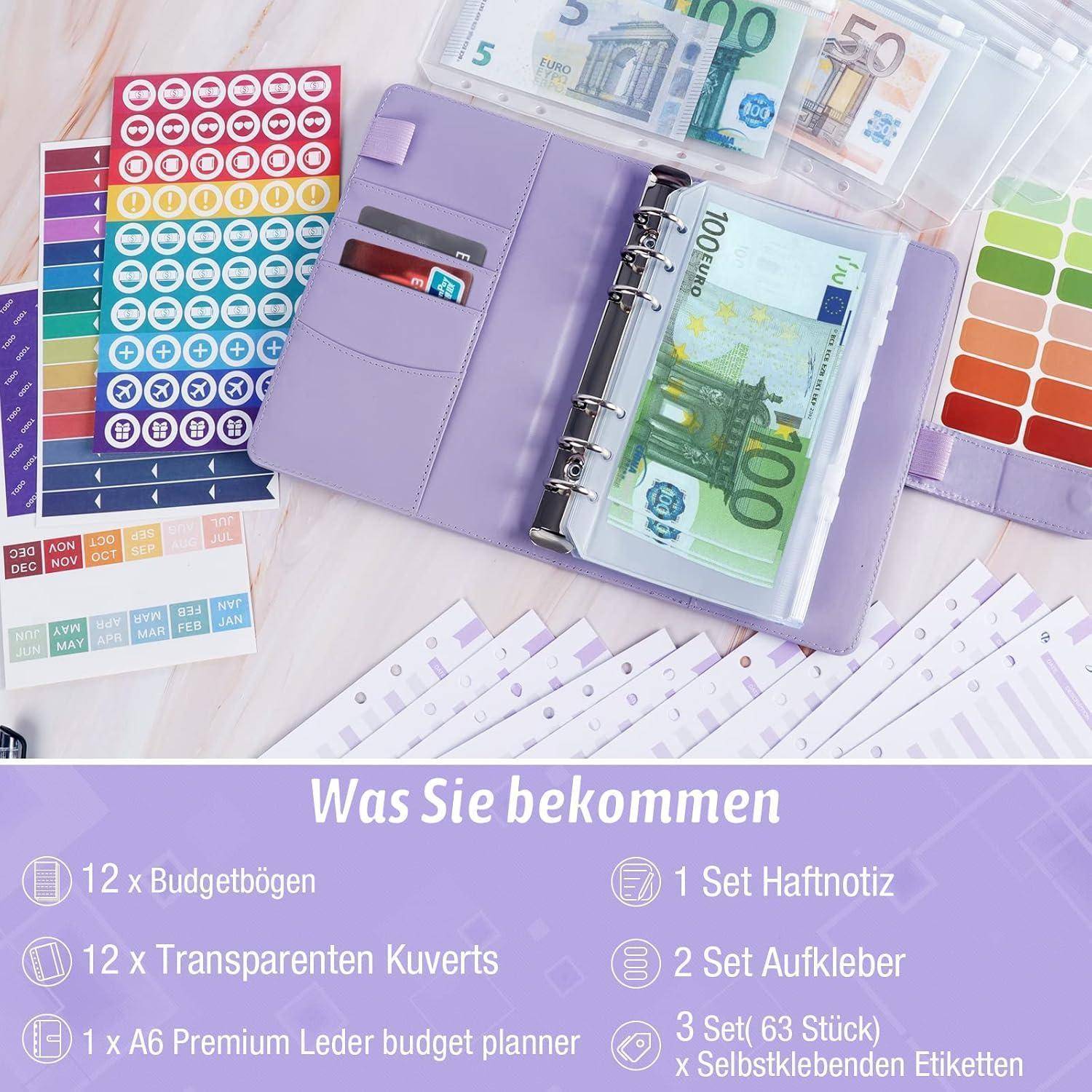 Purple budget planner binder with cash, stickers, and envelopes; text says 'Was Sie bekommen' and lists 12 budget sheets, 12 transparent envelopes, and planning accessories.