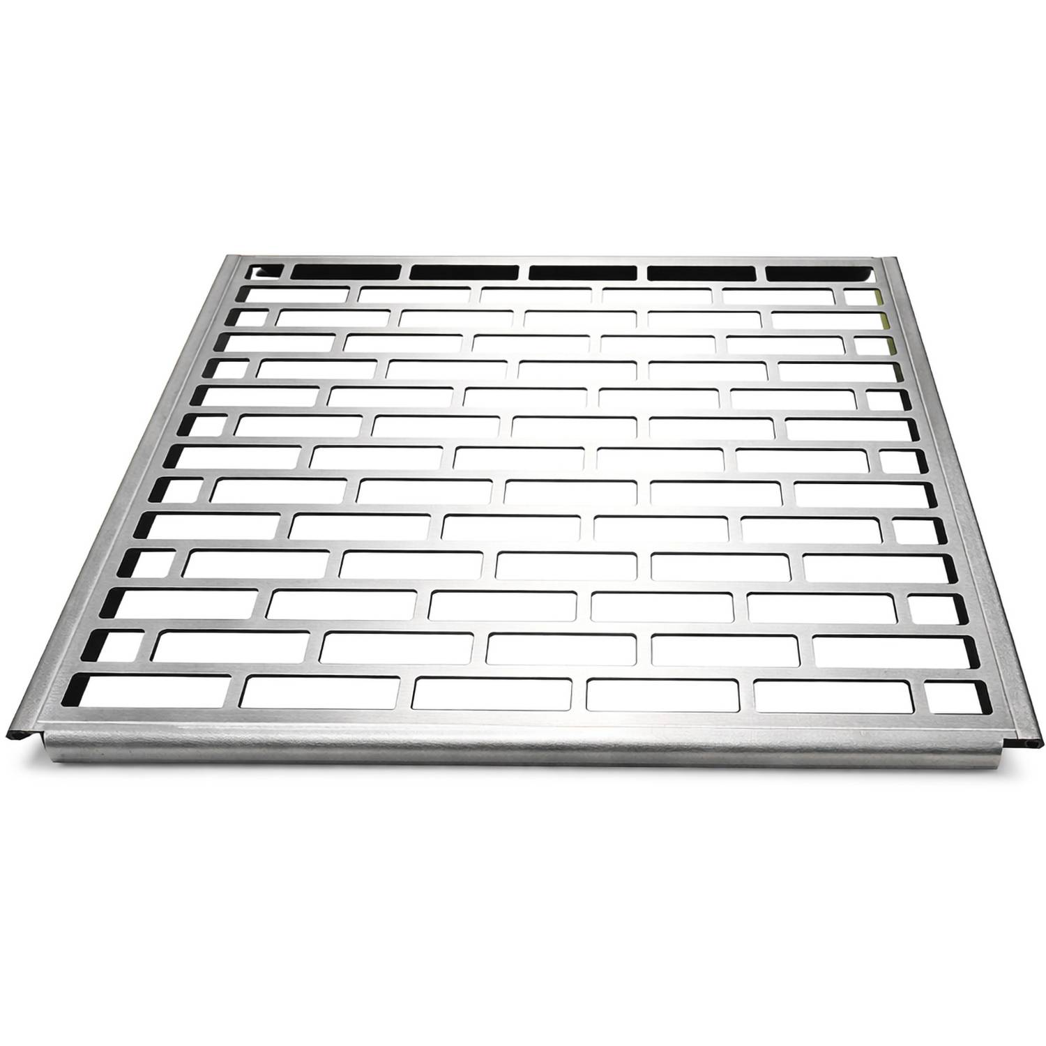 Ein Lüftungs- oder Gitterpanel aus Edelstahl mit rechteckiger Form und einem ziegelsteinähnlichen Ausschnittmuster, dargestellt auf weißem Hintergrund.