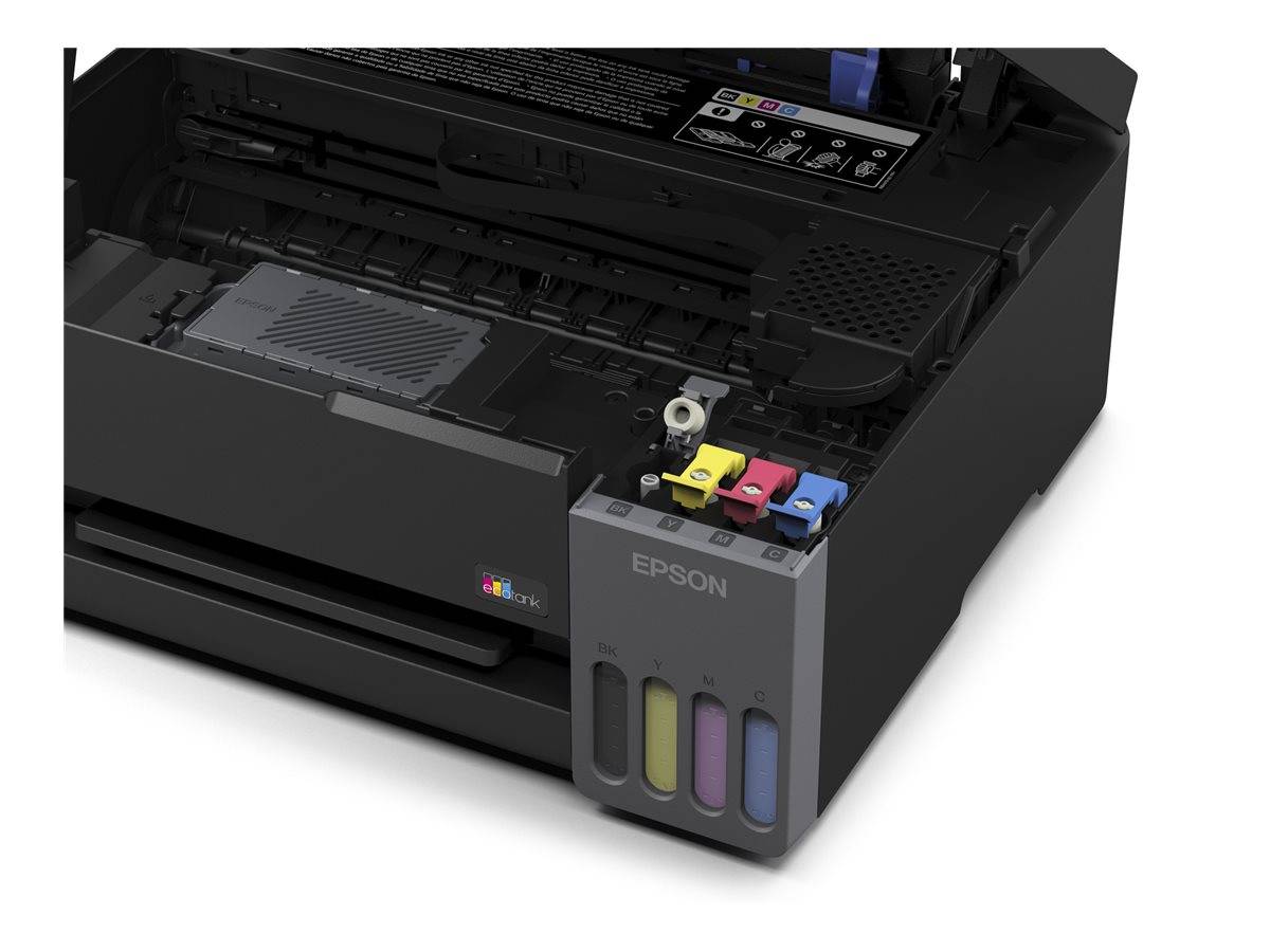 Offener Epson-Drucker mit sichtbarem nachfüllbarem Tintenreservoir und vier Farbkartuschen (Schwarz, Gelb, Cyan, Magenta) auf der Vorderseite rechts.