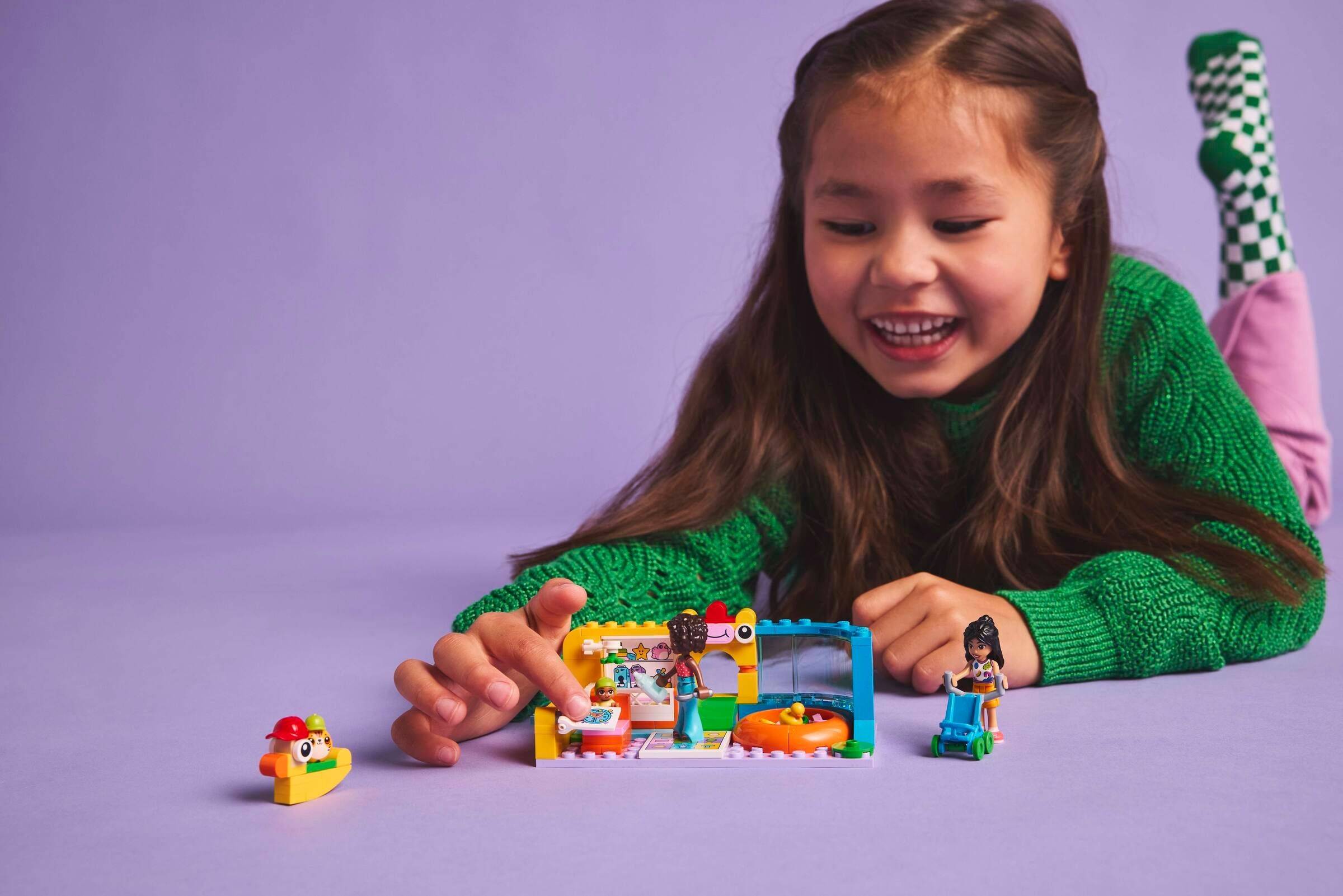 LEGO® Friends 42645 Das Spielzimmer von Aliyas kleiner Schwester