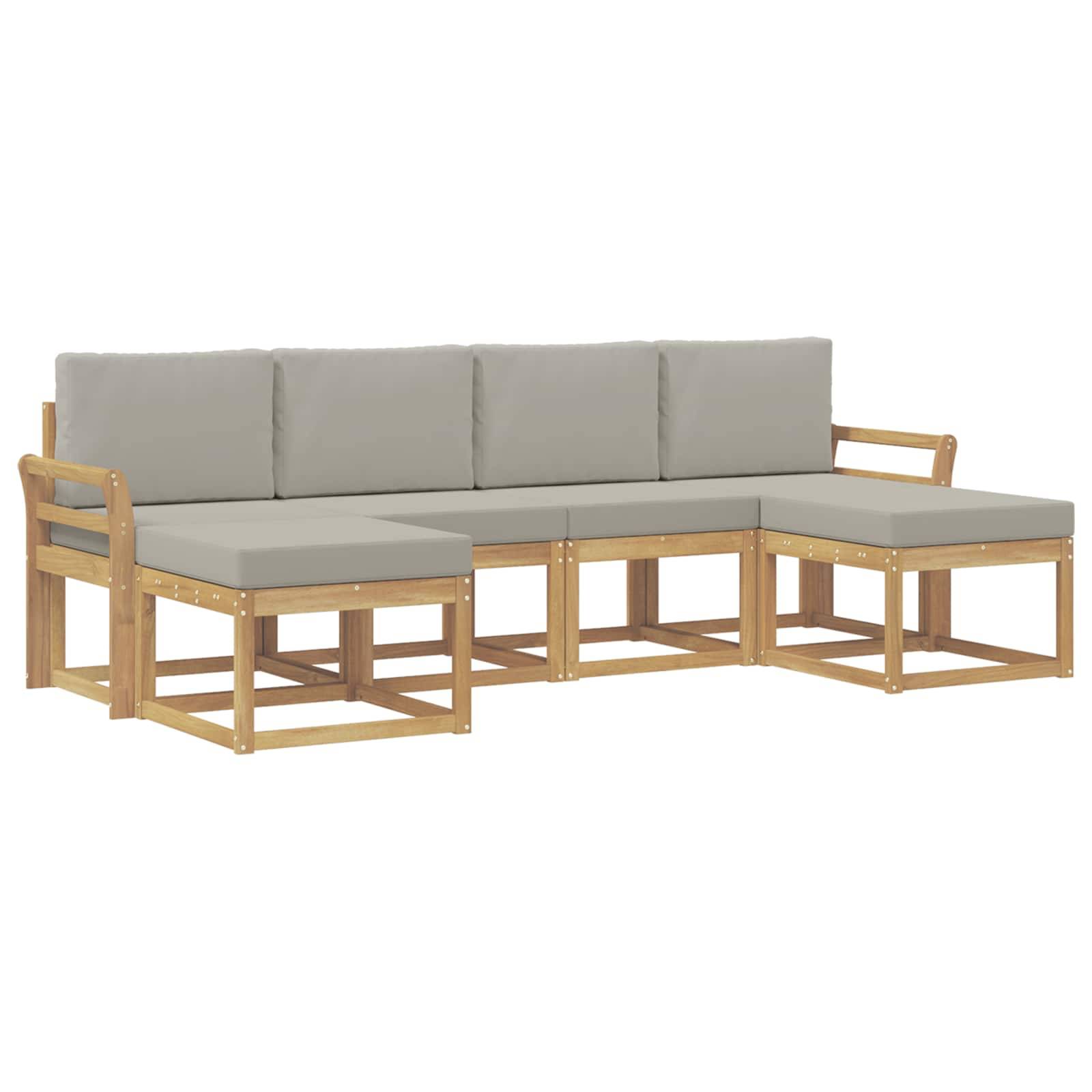 L-förmiges Outdoor-Ecksofa mit hellem Holzrahmen und grauen Kissen auf weißem Hintergrund.