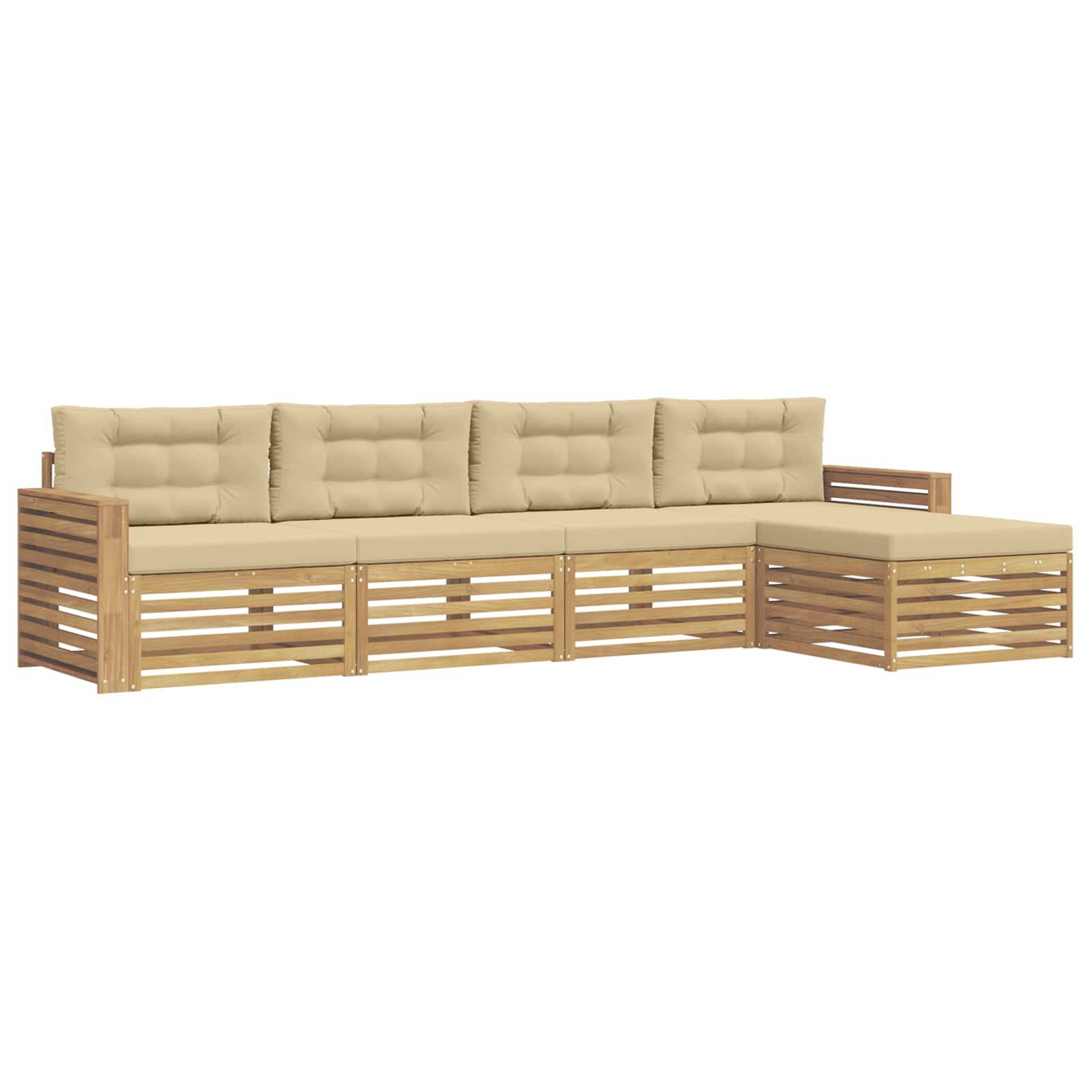 Modulares Sofa in Beige mit Holzlattenrahmen und passendem Ottoman-Chaiselongue, abgebildet auf weißem Hintergrund.