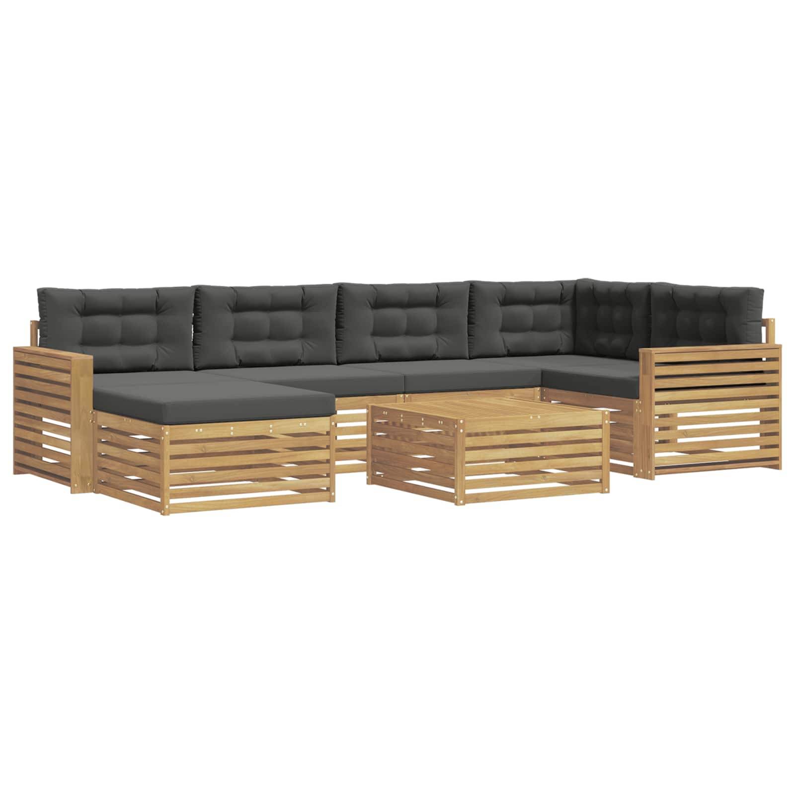 L-förmiges Außen-Ecksofa mit hellem Holzlattrahmen, dunkelgrauen Kissen und passendem Holzkaffeetisch auf weißem Hintergrund.