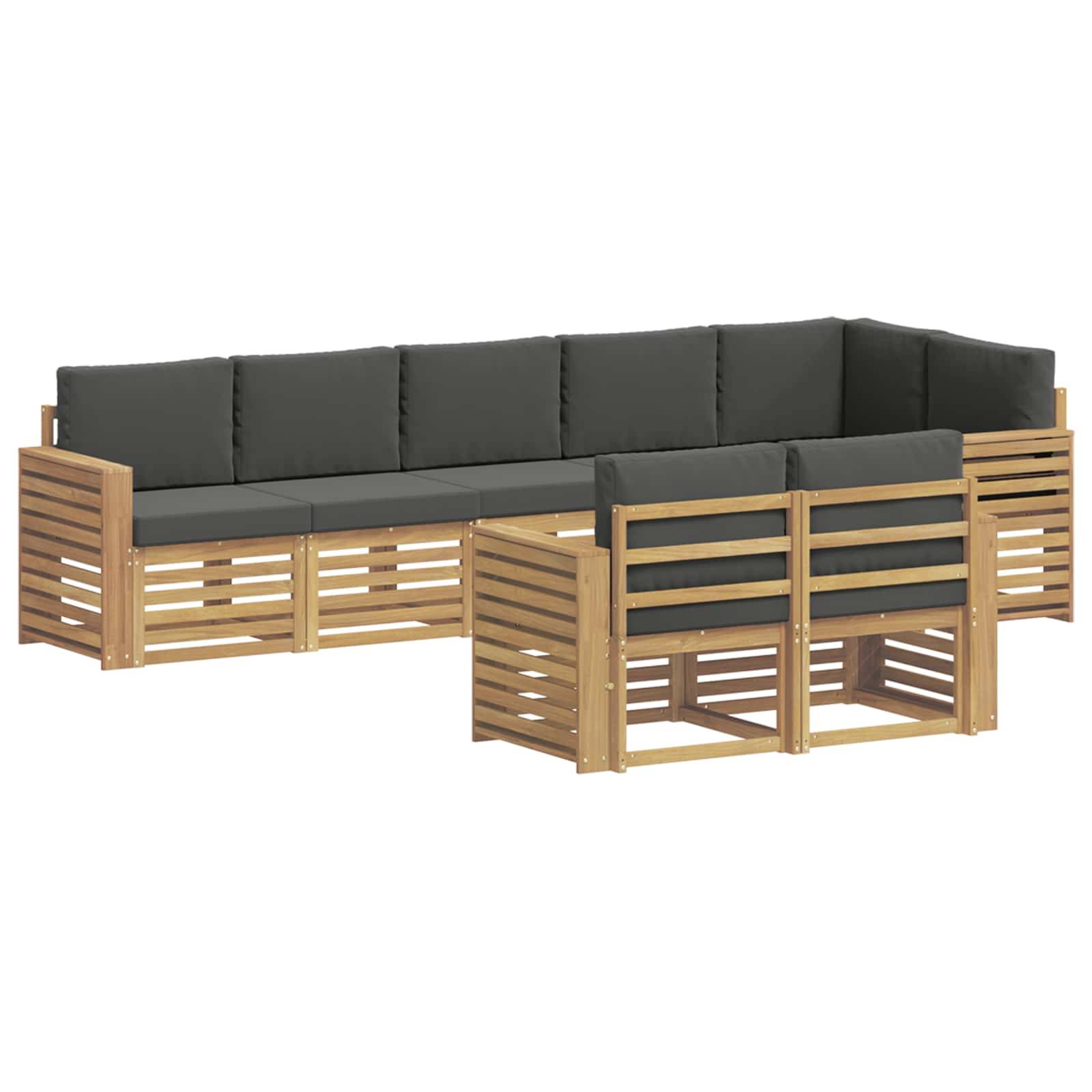 Outdoor-Holzeck-Sofa mit dunkelgrauen Kissen und lattiertem hellbraunem Rahmen auf weißem Hintergrund.