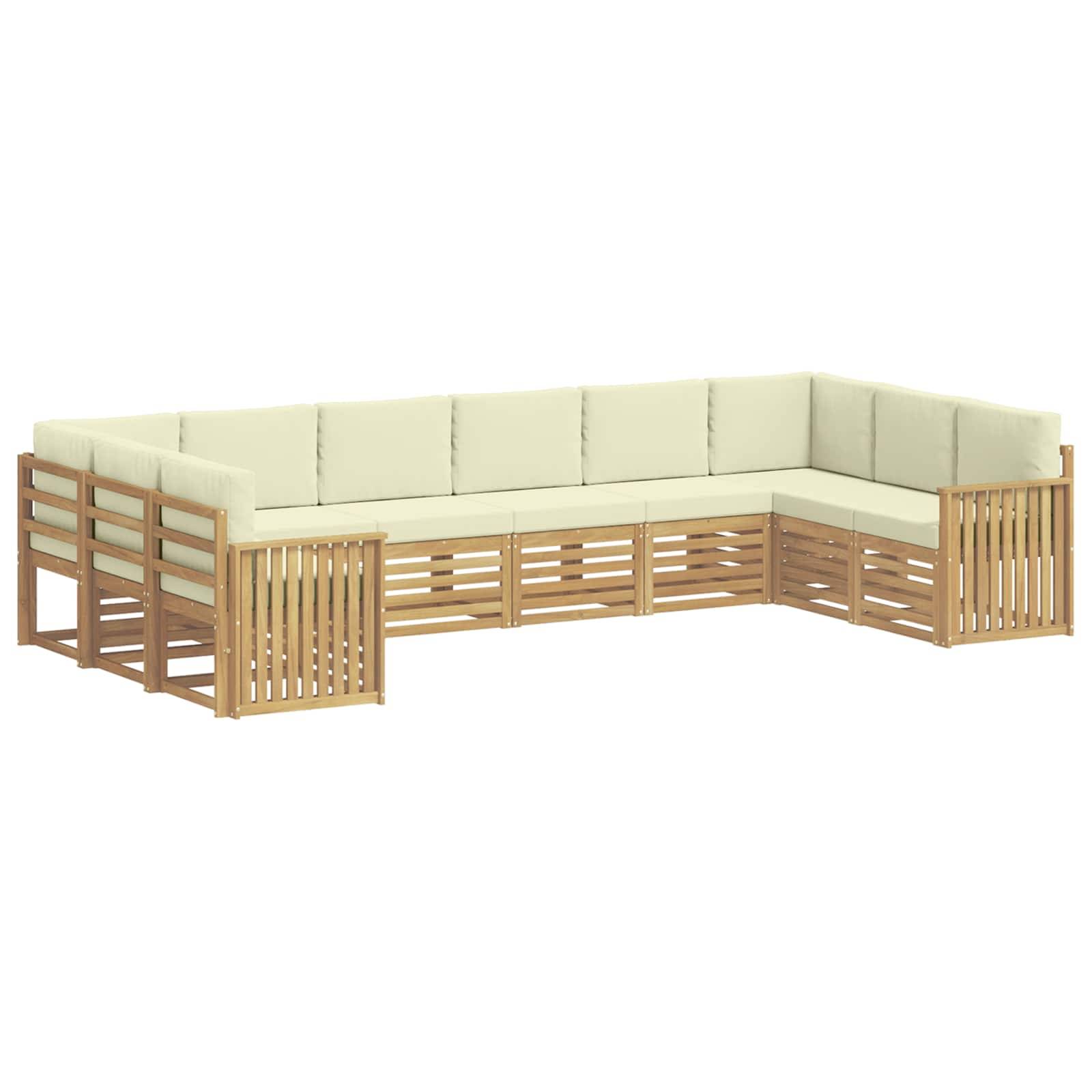 L-förmiges Outdoor-Ecksofa mit hellen Kissen und Holzlattrahmen auf weißem Hintergrund.