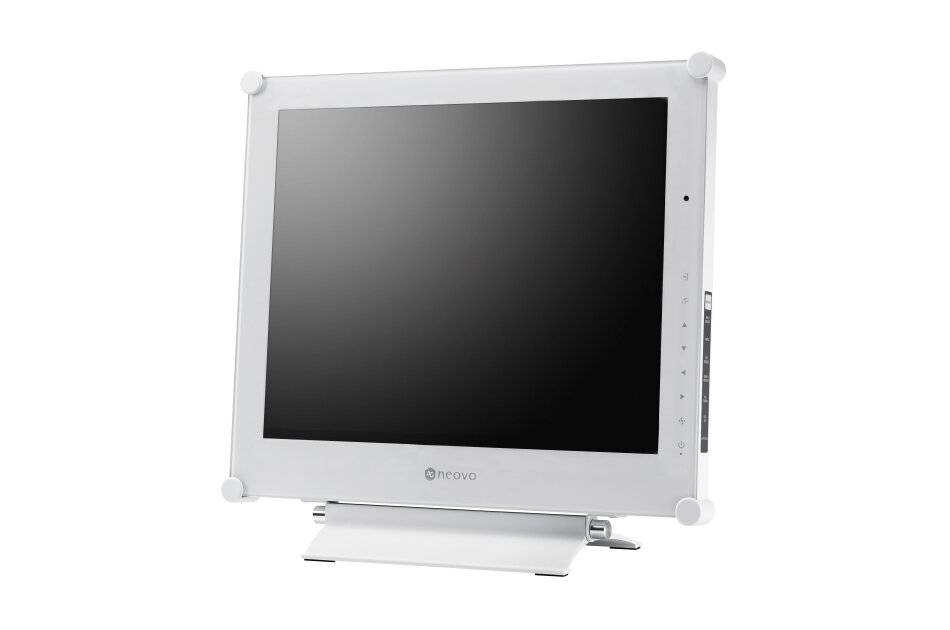 Ein weißer Flachbildschirm mit schwarzem leerem Display, schräg auf einem Ständer vor weißem Hintergrund angezeigt.