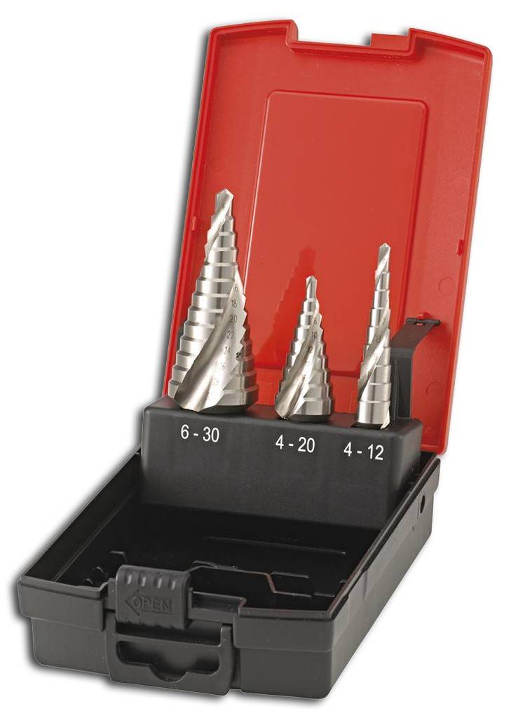 Stufenbohrer-Bit-Satz 1/4"AusführungHSS, spiralgenutet. Für den Einsatz in Handbohrmaschinen geeignet.Anwendung Für gratfreies Bohren von Bleche