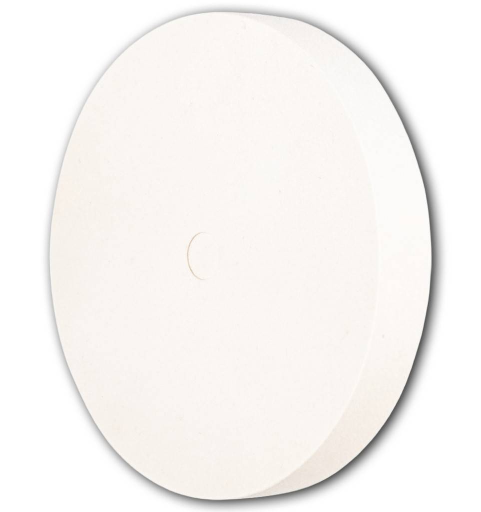 Einfaches weißes ovales Haftpad oder Aufkleber auf weißem Hintergrund.