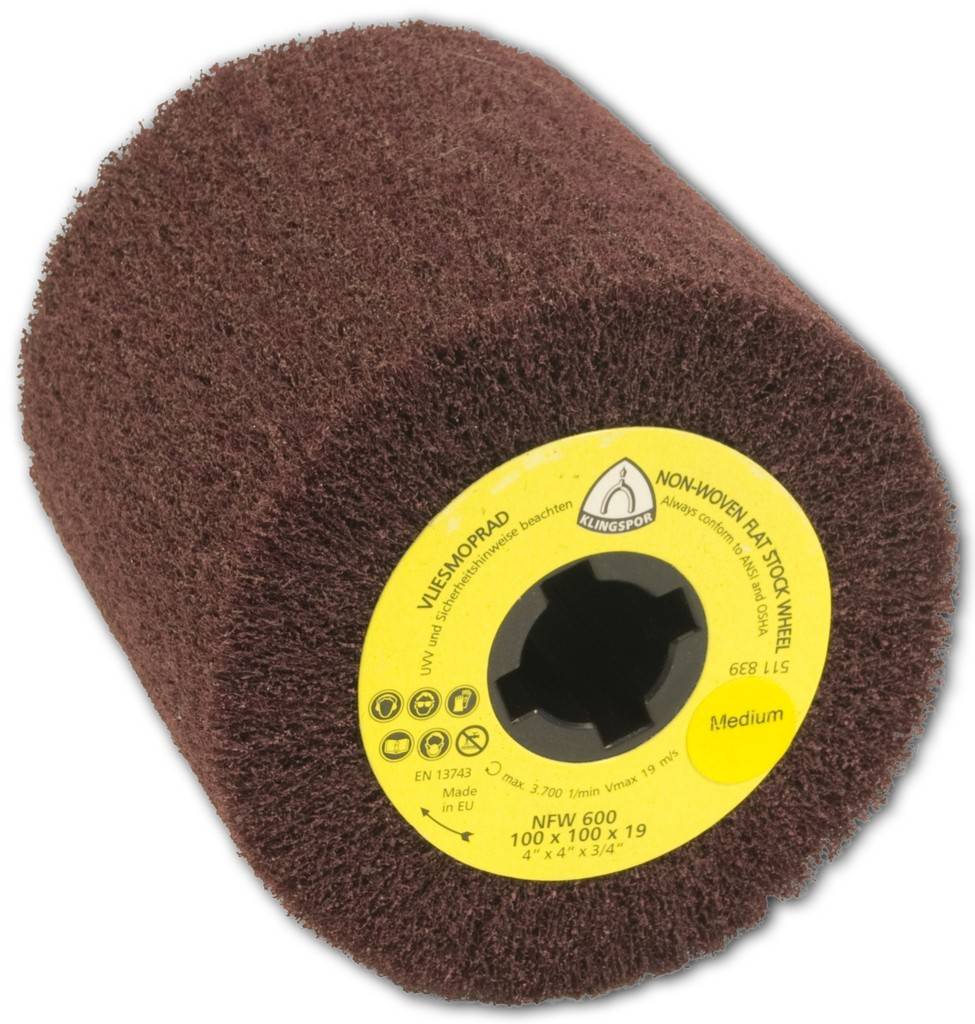 SchleifvliesradNFW 600 SAusführung Vlies mit Korundstreuung A. Maße 100 x 100 mm, Bohrung Ø 19 mm.AnwendungBesonders geeignet zum Mattieren, Satini