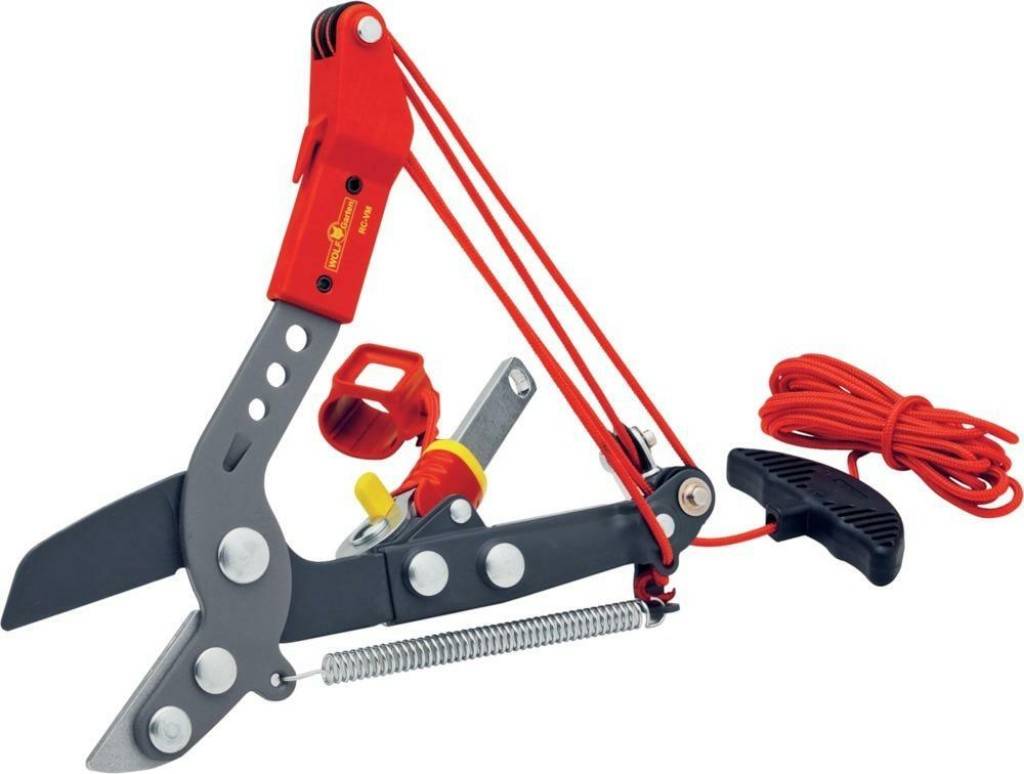 Amboss-Profi-Baumschere RC-VMÜber 75 Kraftersparnis durch 4 -fachen FlaschenzugNeigungswinkel bis 180 einstellbarMit Vario-Stiel sicherer Astschnitt