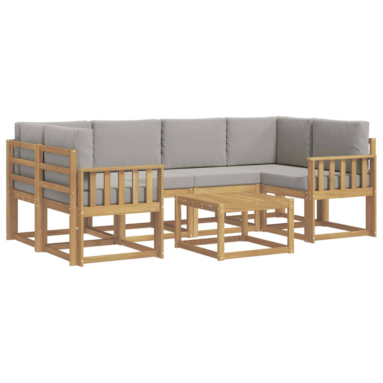 Holzmöbel-Loungeset für den Außenbereich mit grauen Kissen und passendem quadratischem Couchtisch auf weißem Hintergrund.