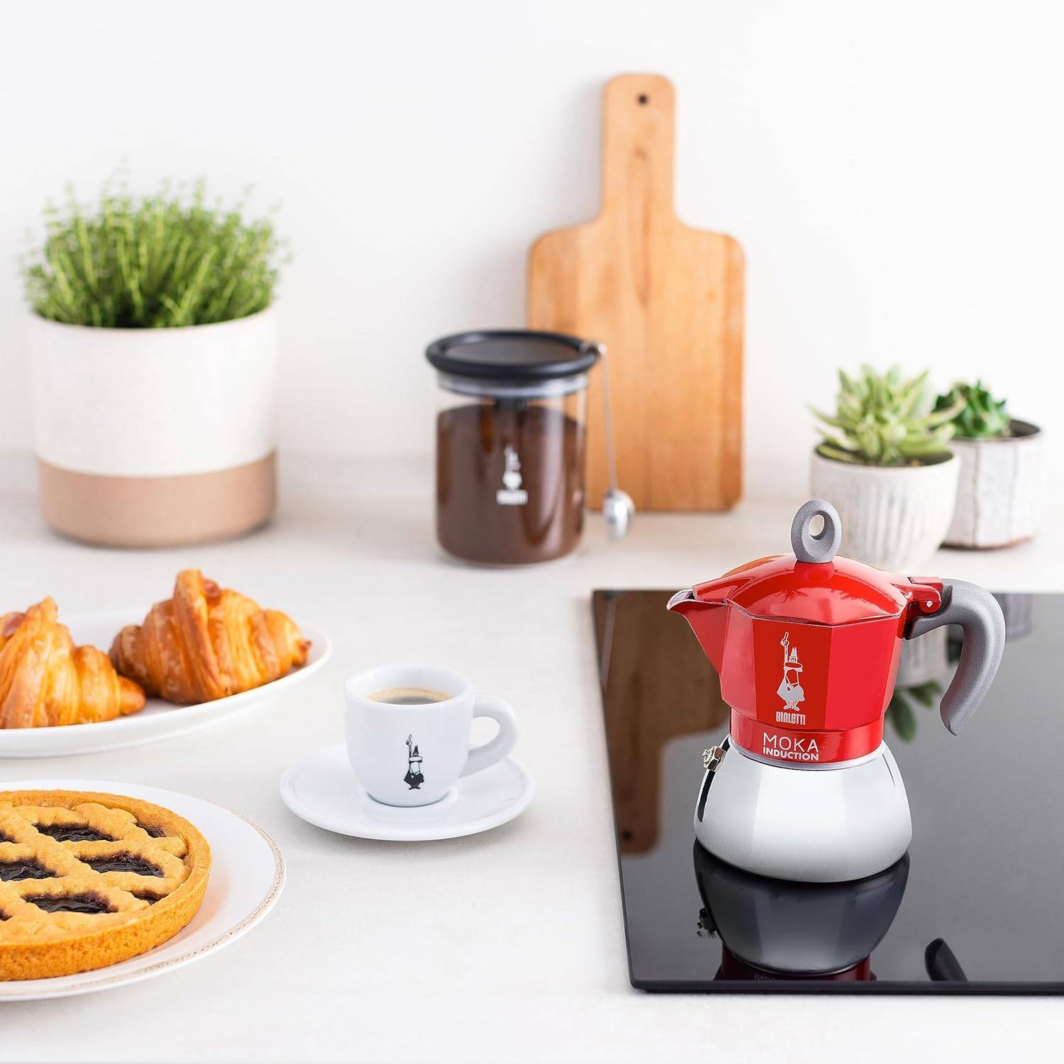 Bialetti New Moka Kaffeemaschine Induktionsgeeignet Aluminium/Stahl 4 Tassen rot