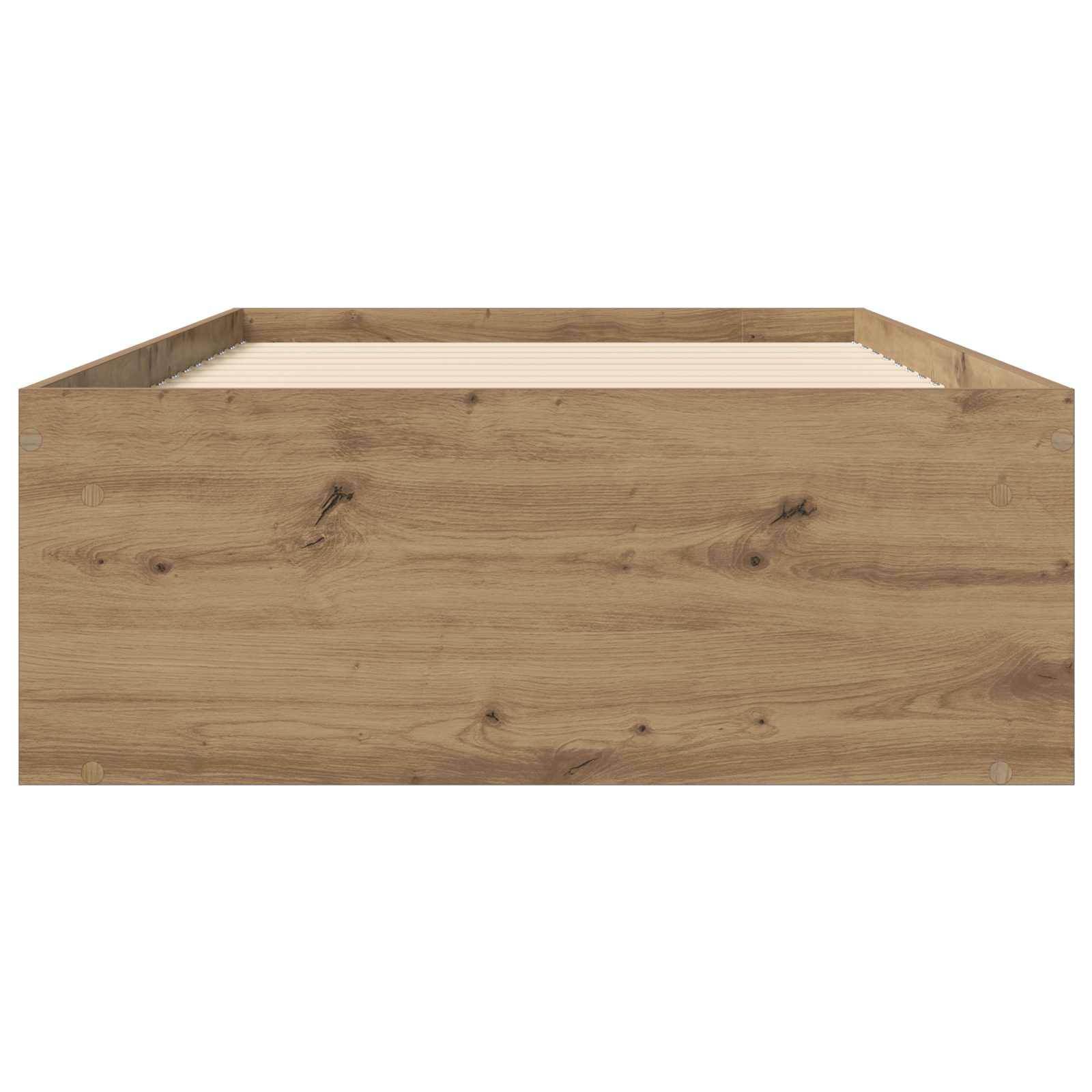 Holzkasten mit offener Oberseite zur Lagerung oder als Blumenkübel mit hellem Holzmaserung und quadratischen Seitenflächen auf weißem Hintergrund.