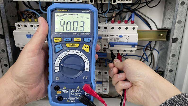 Pancontrol PAN 188, True-RMS Digitalmultimeter, automatische Bereichswahl, Bluetooth, CAT III 1000V