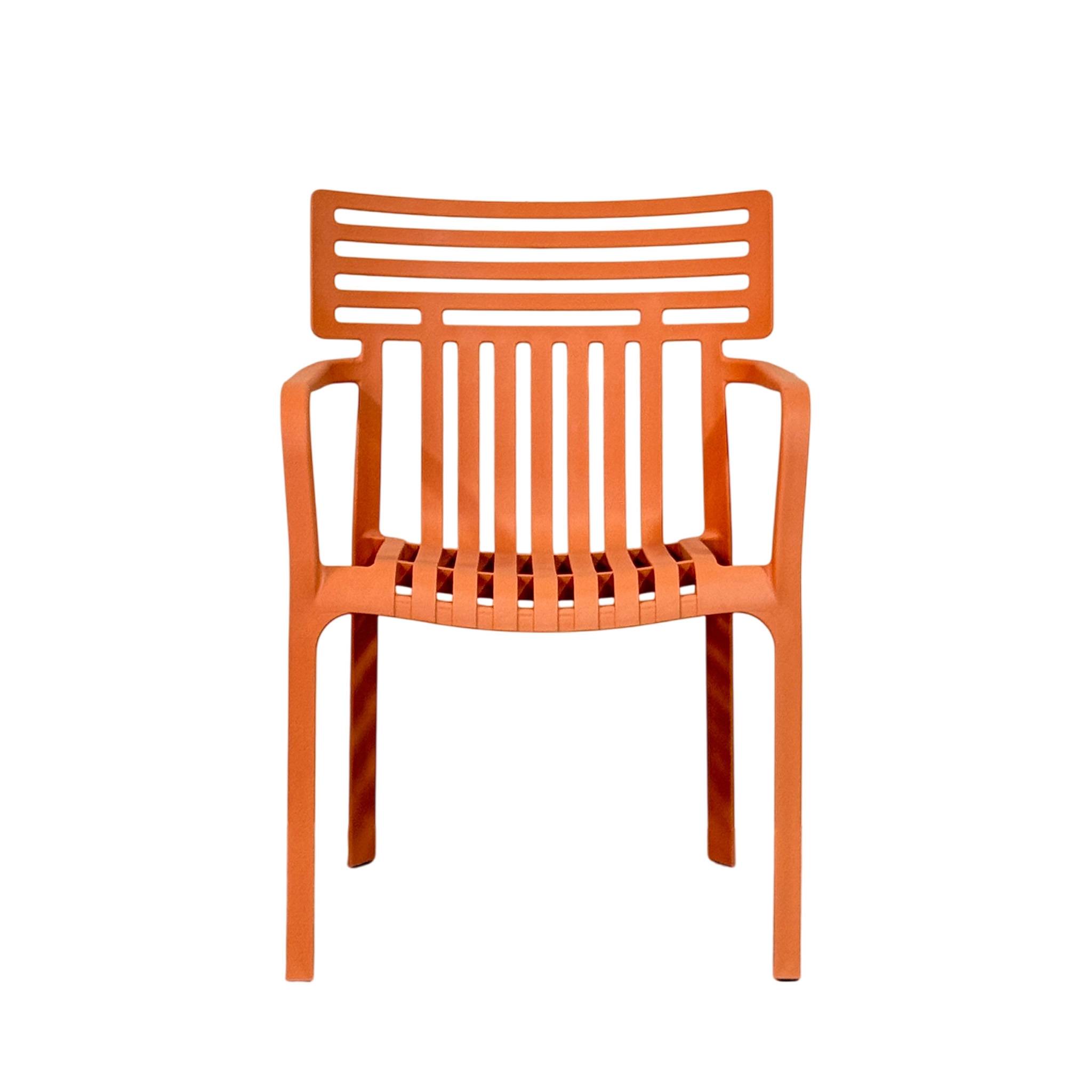 FLOORDIREKT Gartenstuhl Terrano - Stapelbarer Designstuhl für Garten, Balkon & Terrasse - Orange